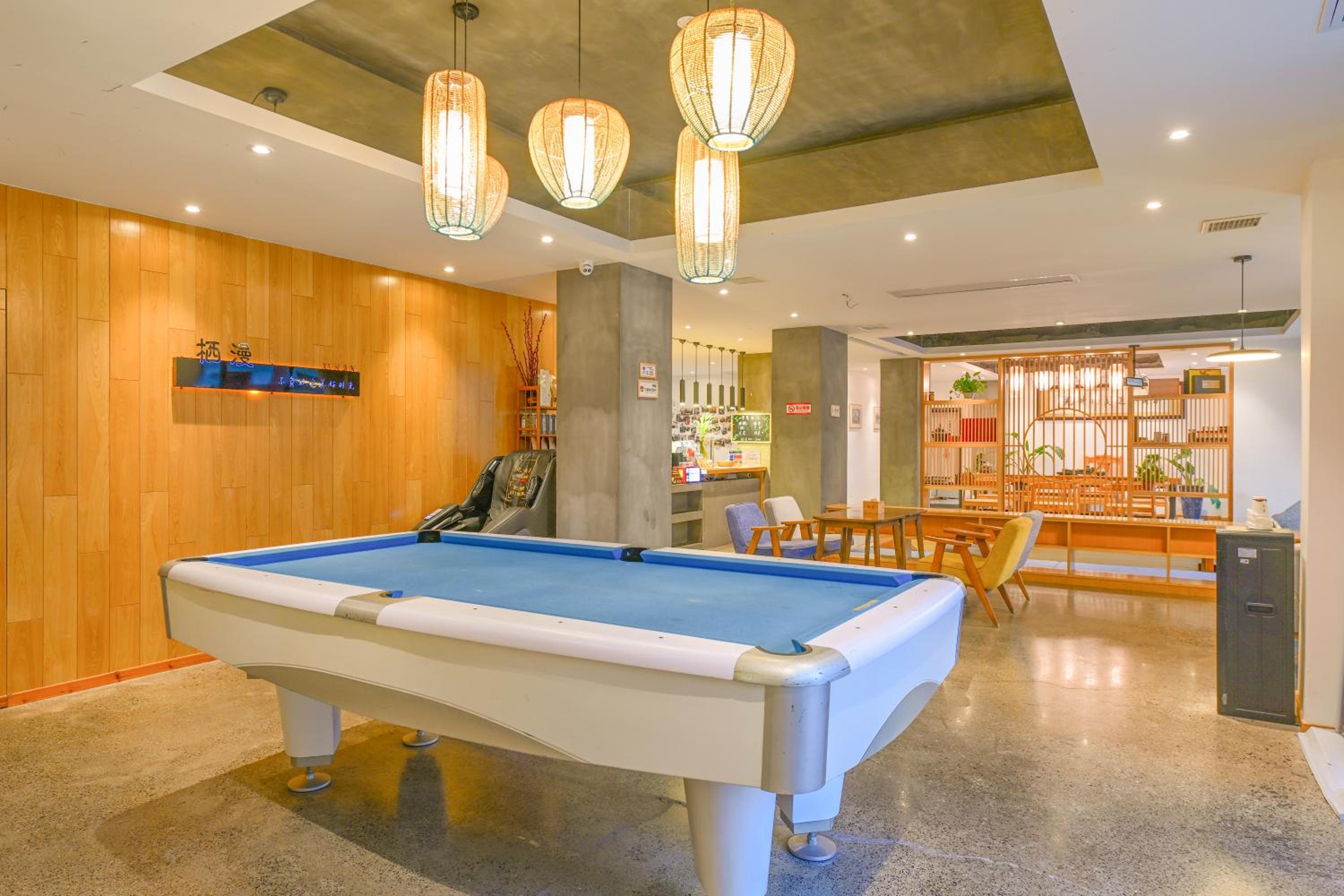 Tianmen Boutiqu Hotel-Free pickup-English services-Near the Tianmen Cableway