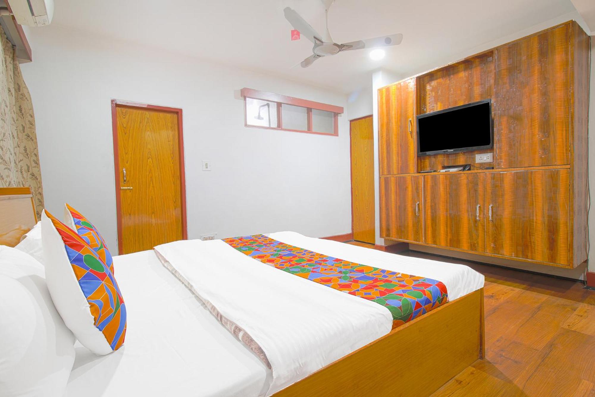 Hotel Ruby and Restaurant