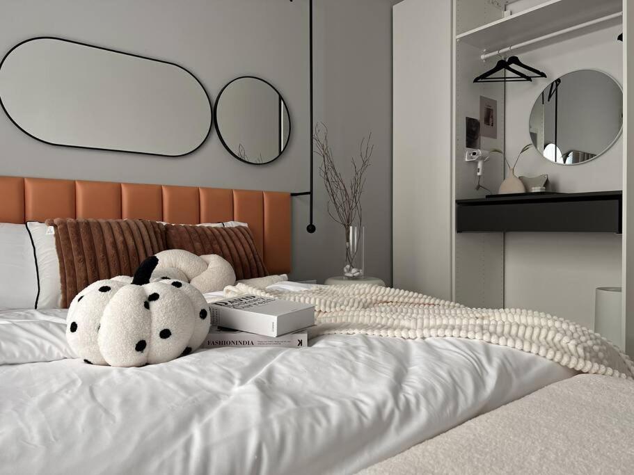 Cosy Trion KL CITY 2R2B