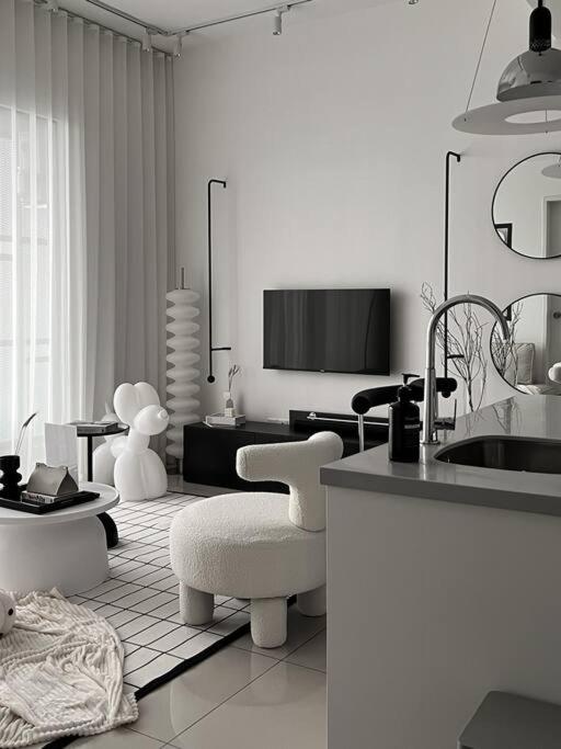 Cosy Trion KL CITY 2R2B