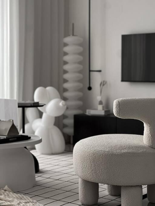 Cosy Trion KL CITY 2R2B