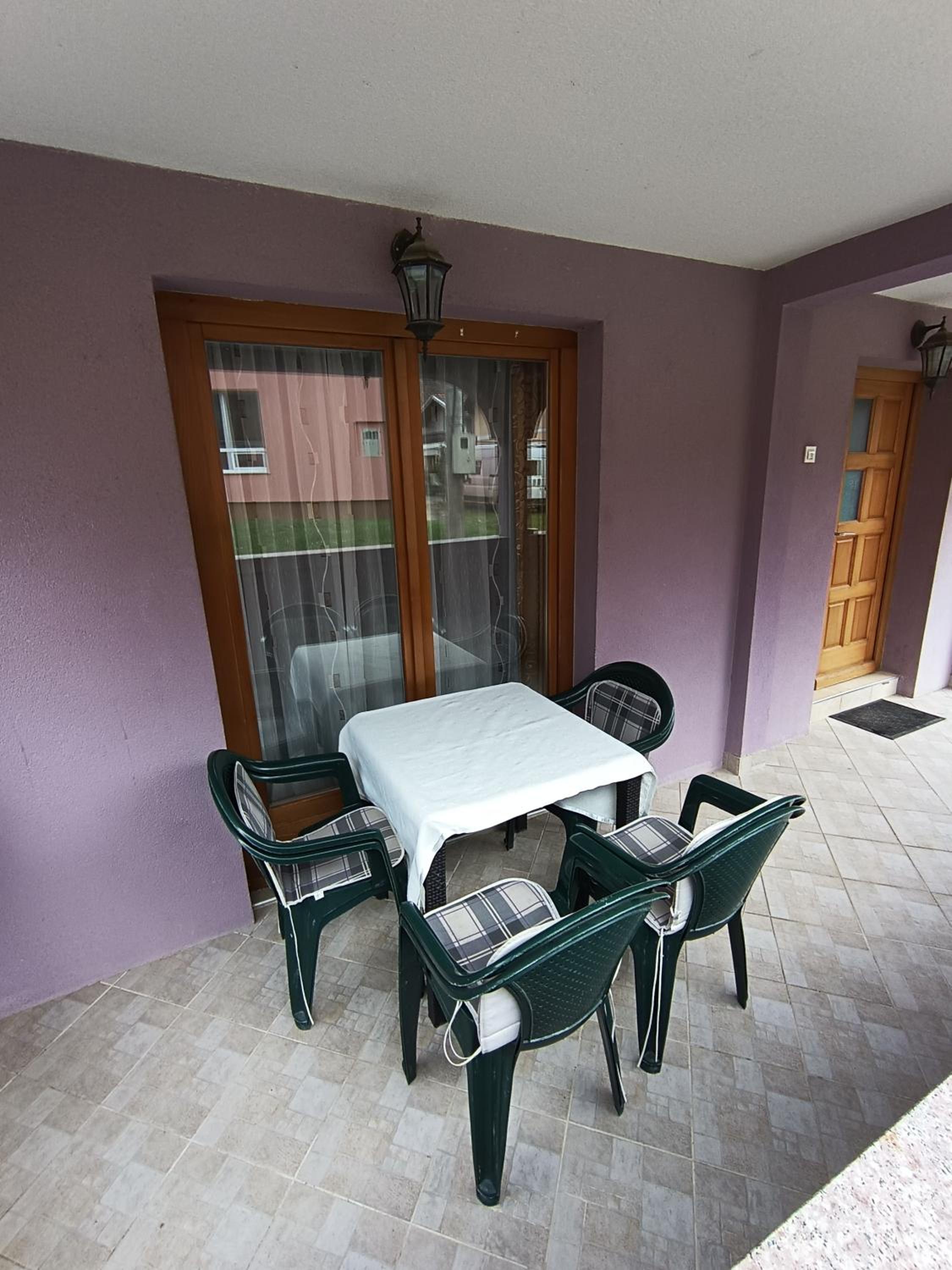 Apartman EMA