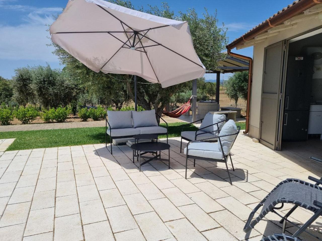 Accogliente villa con piscina