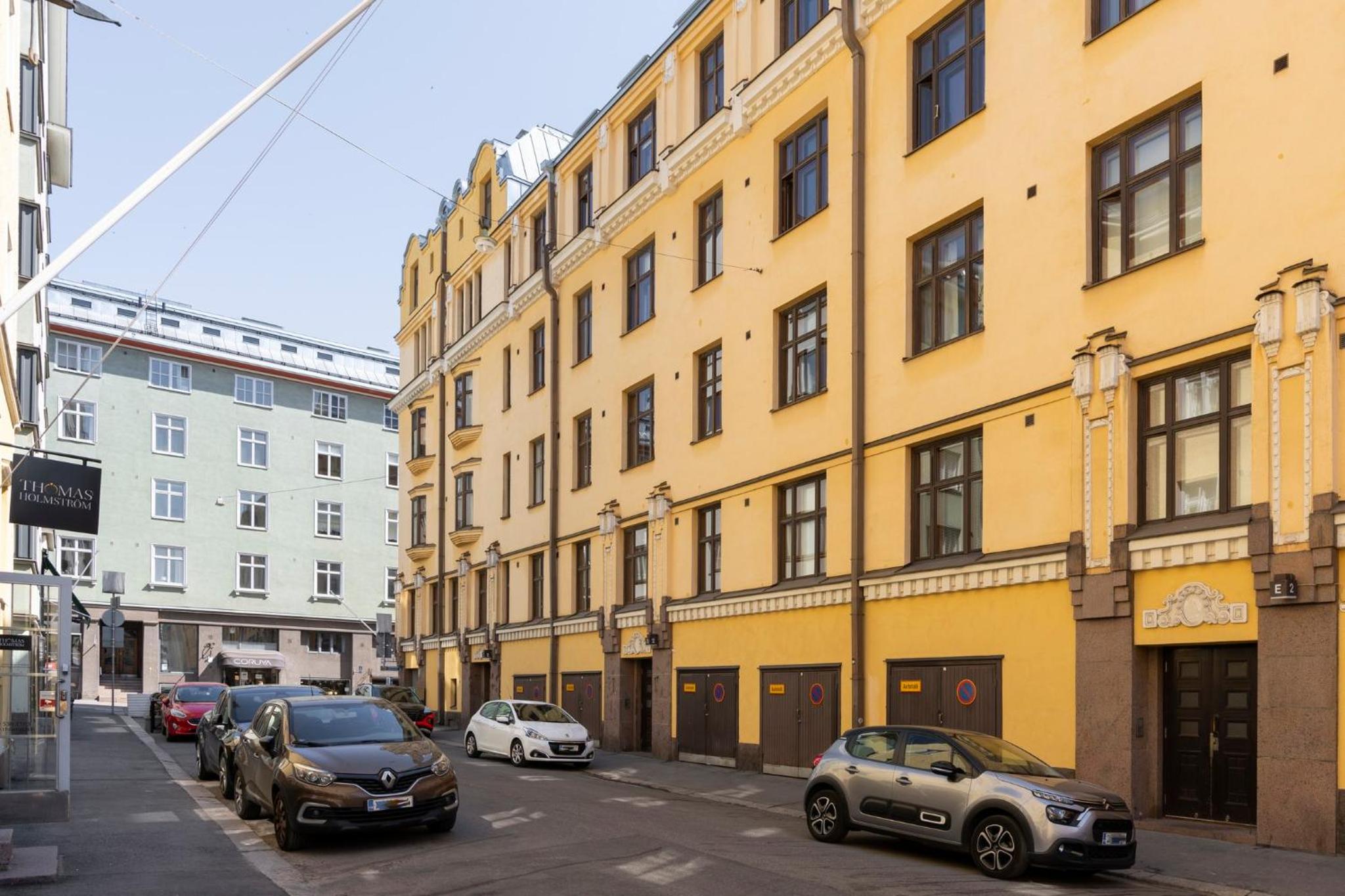 Tyylikäs yksiö Ullanlinnassa