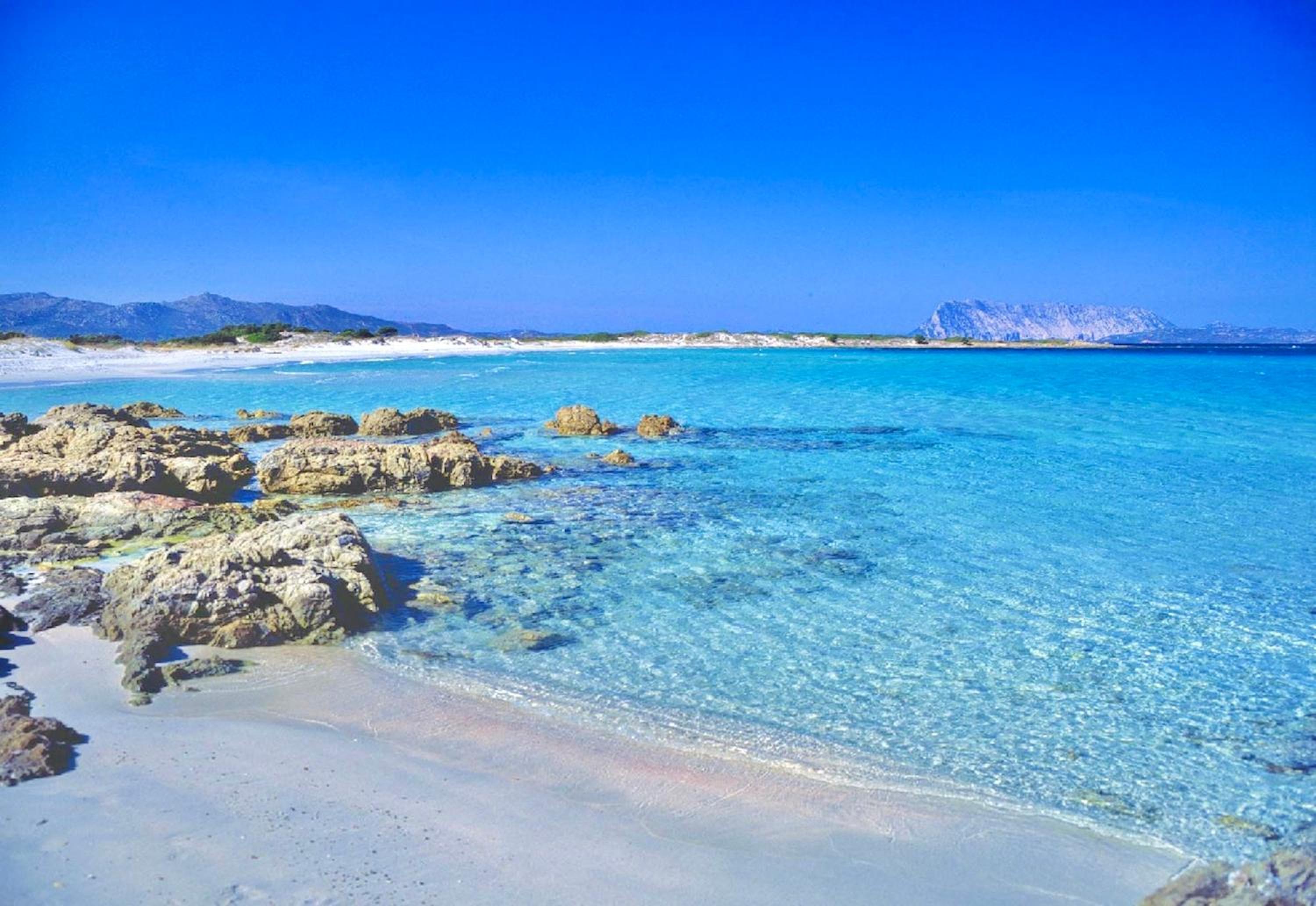 ISS Travel, Panoramic Coda Cavallo Cottages - 10 km from San Teodoro view 4