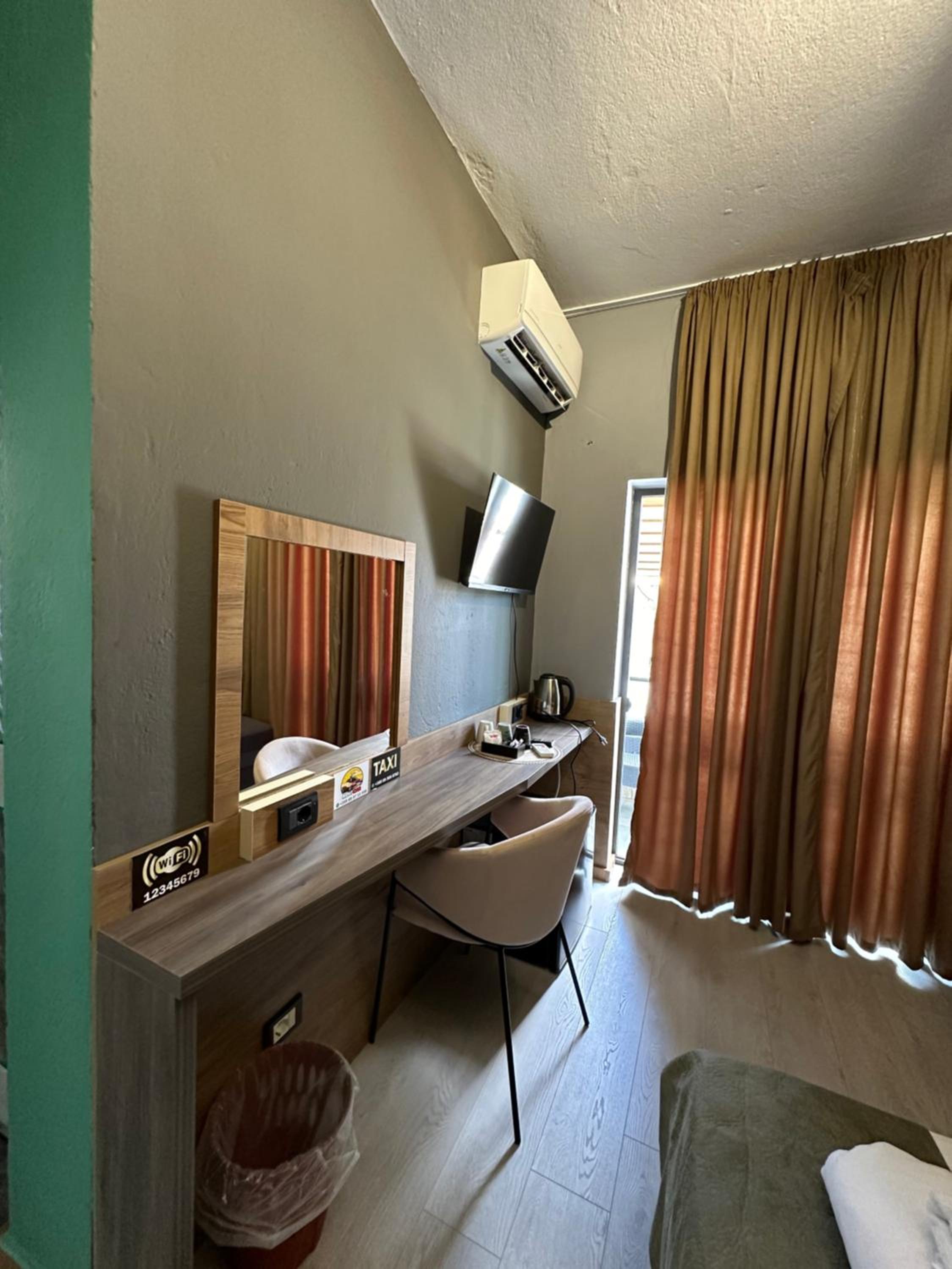 VILLA CABARE Apartments&Rooms