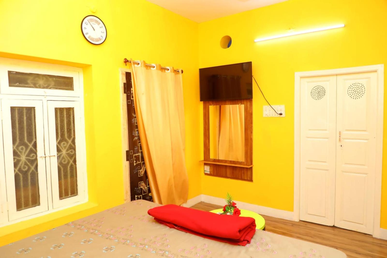 Le White Town Villa view 2