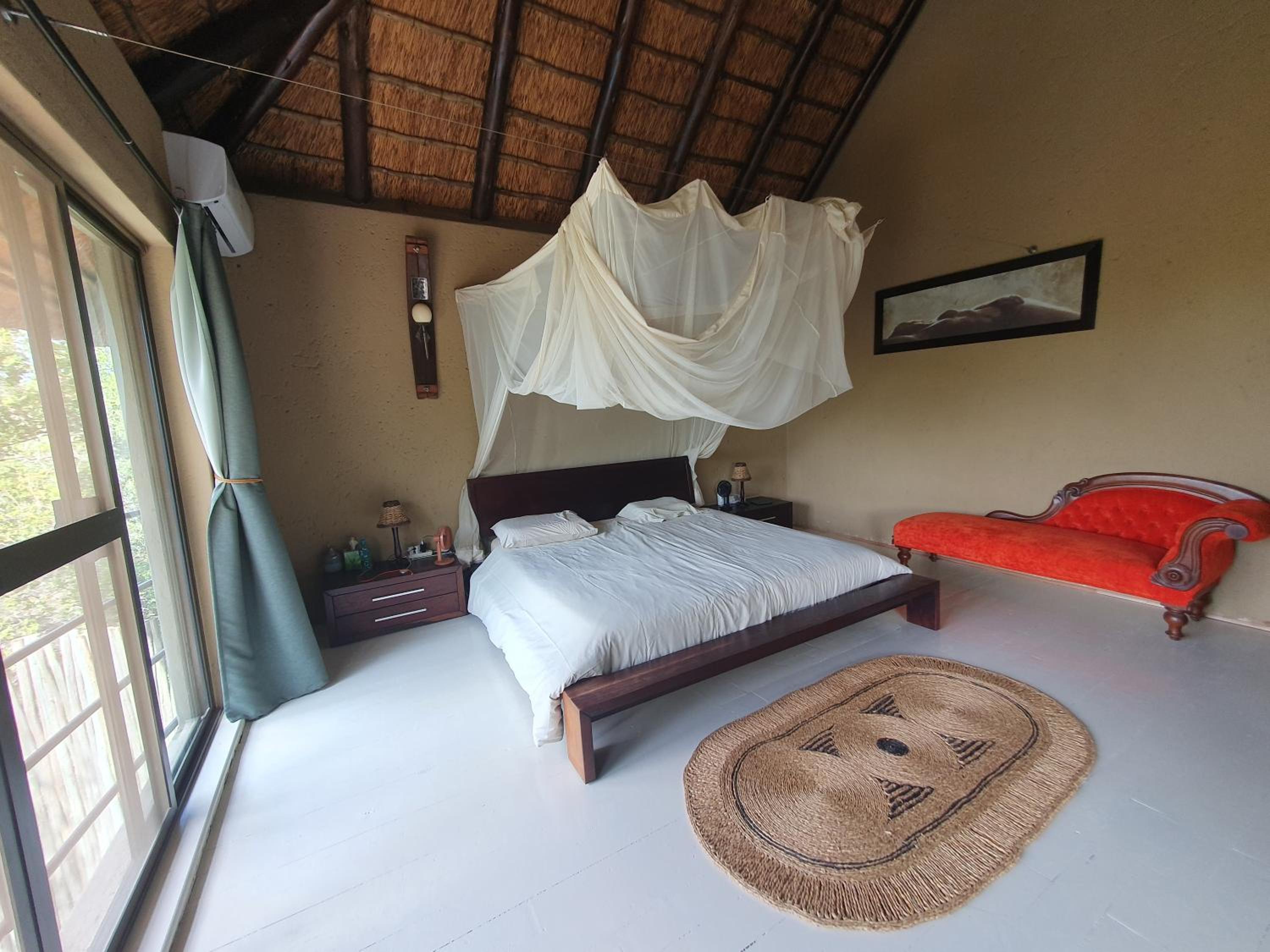 WIFI Luxury holiday villa Zebra's Nest at Kruger view 2
