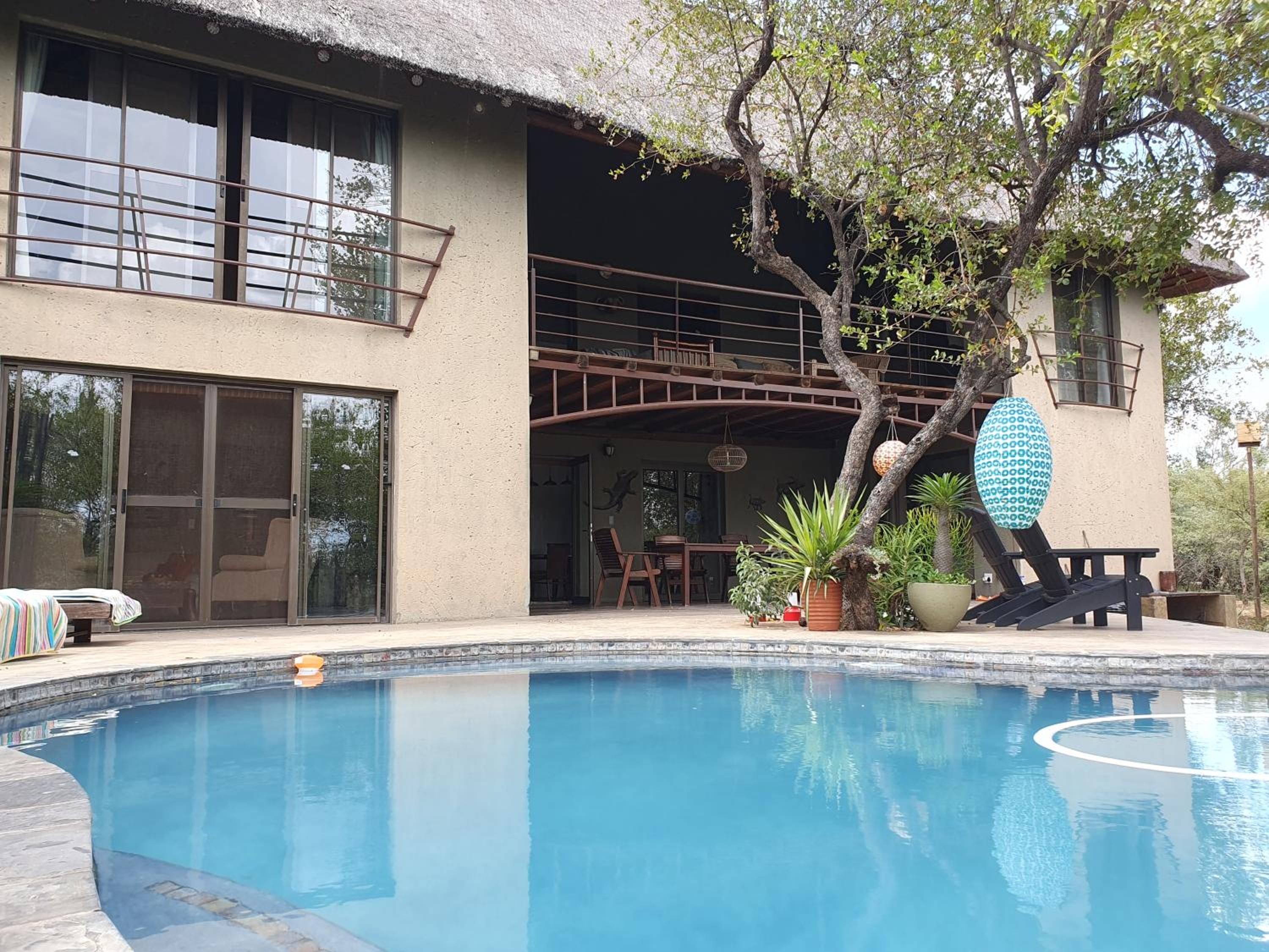 WIFI Luxury holiday villa Zebra's Nest at Kruger view 5