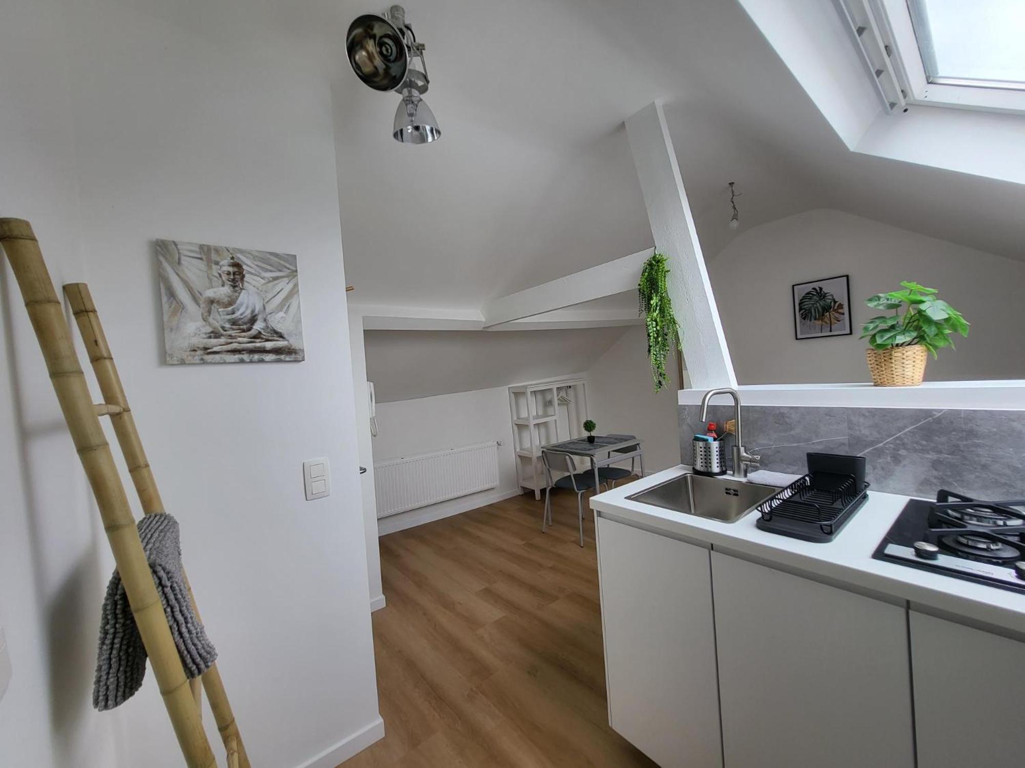 Studios idéalement situés - EU