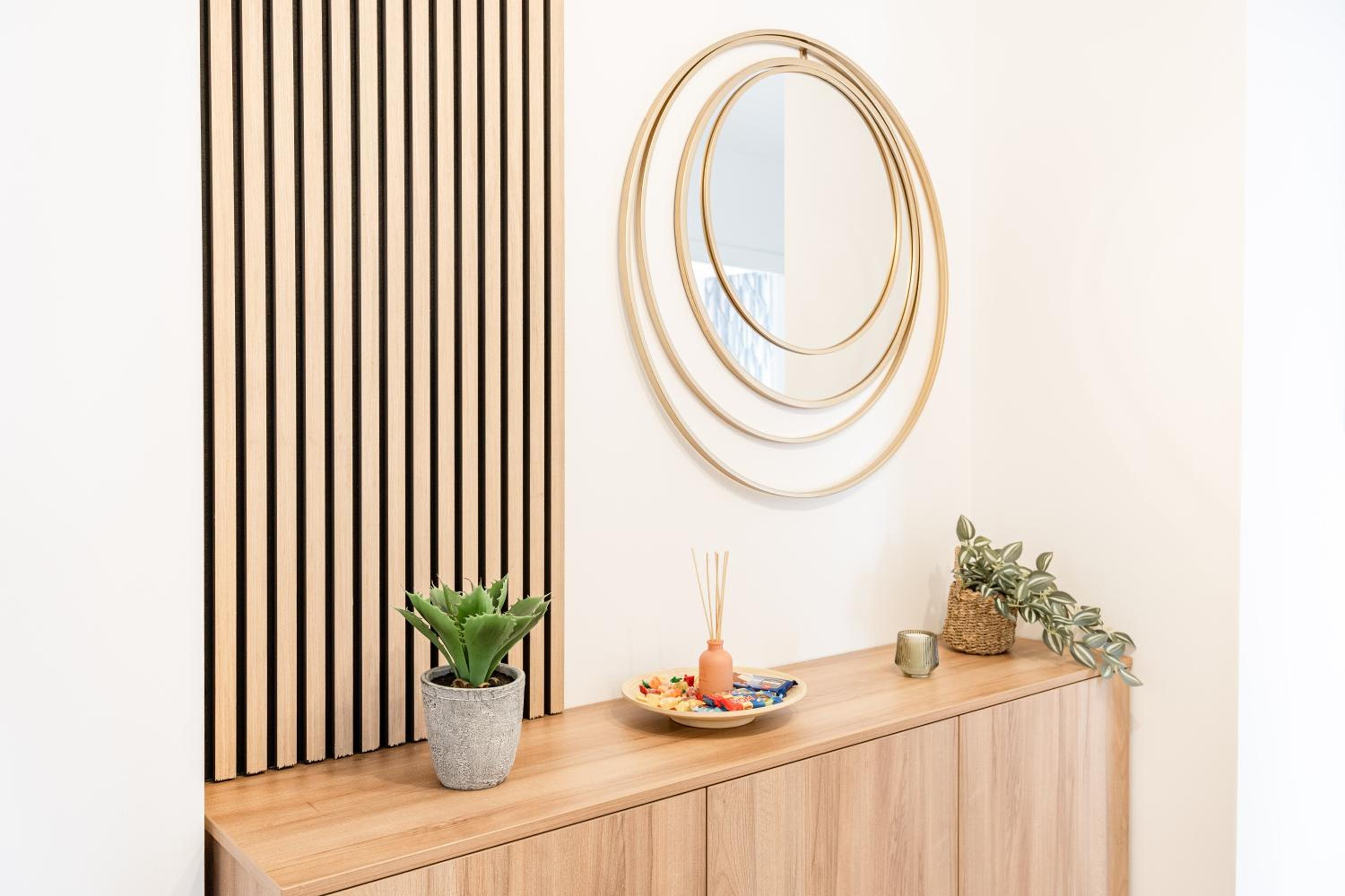 Feel the Paris with C&A apartment - By OpenHouse view 4