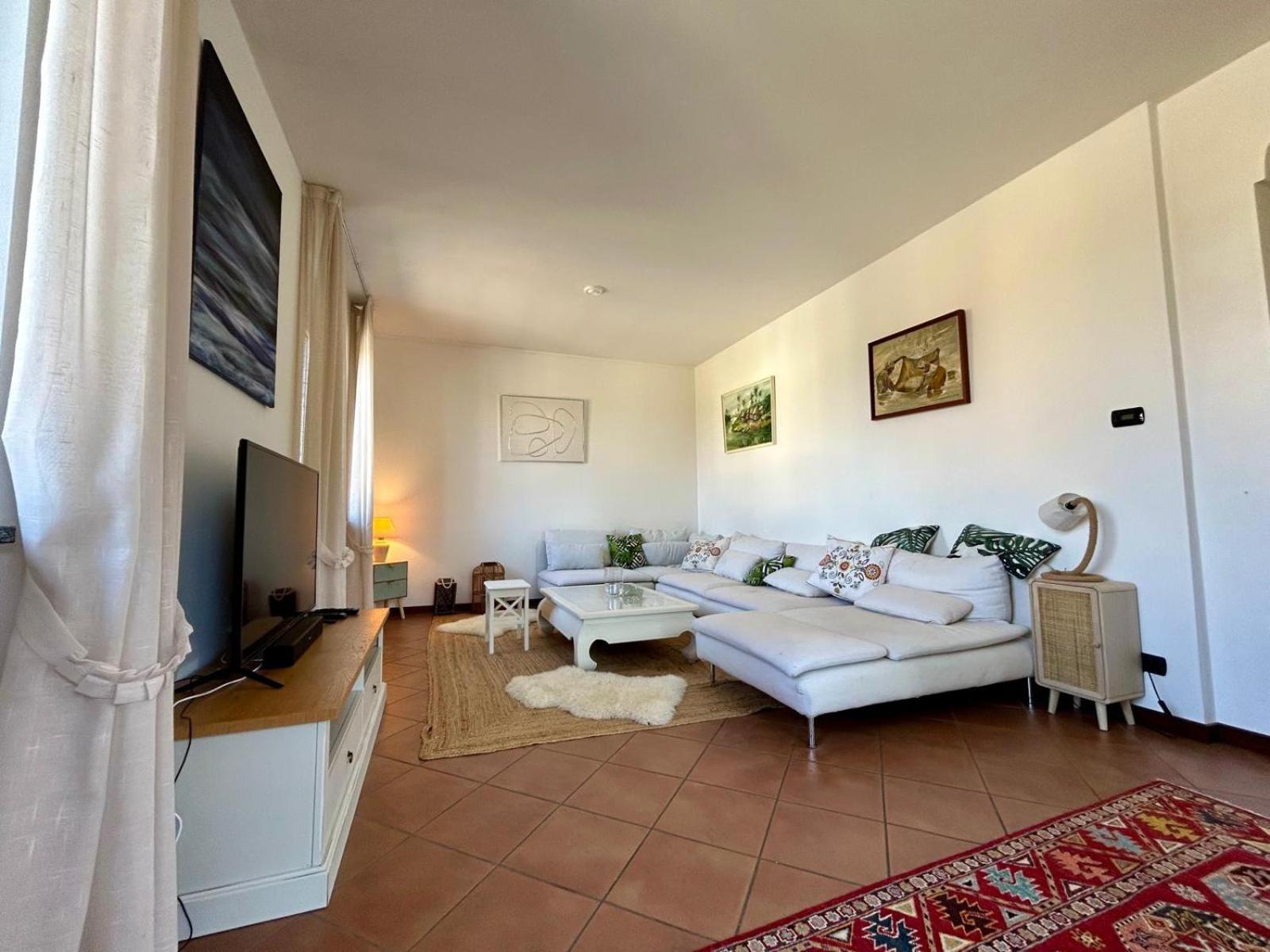 Kibilu - Villa near Lake Maggiore and Varese view 3