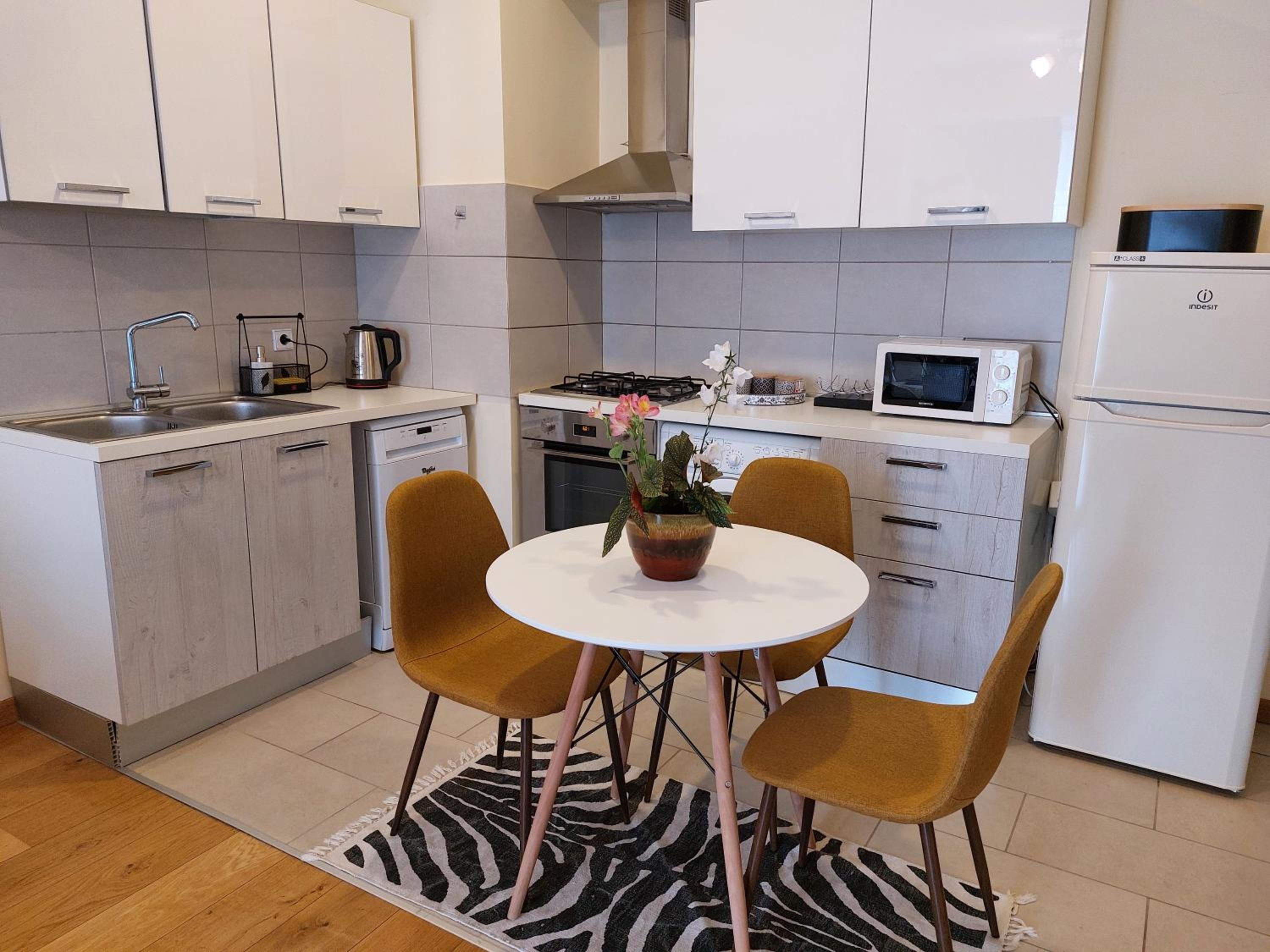 Arki Tower Apartment