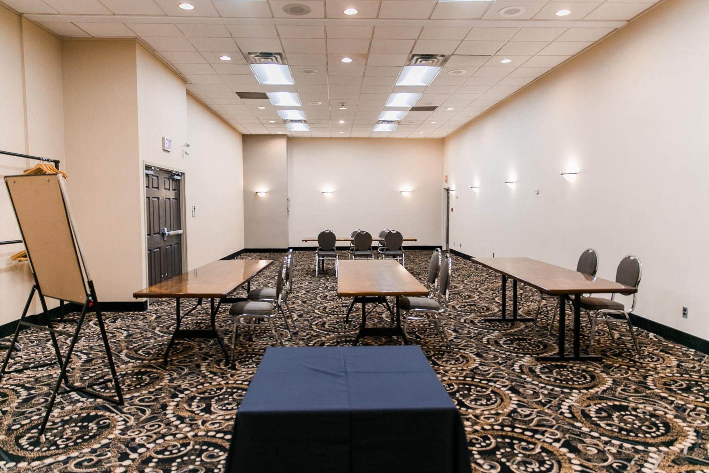 Thunder Bay Vacations - Superior Inn Hotel and Conference Centre Thunder Bay - Property Image 27