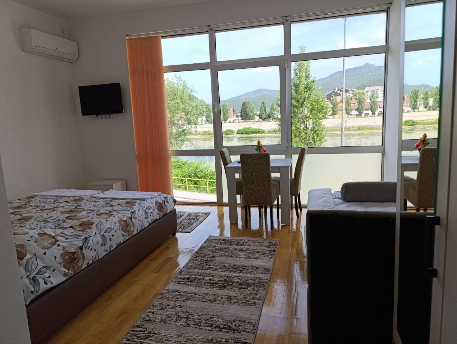 Apartmani Helena