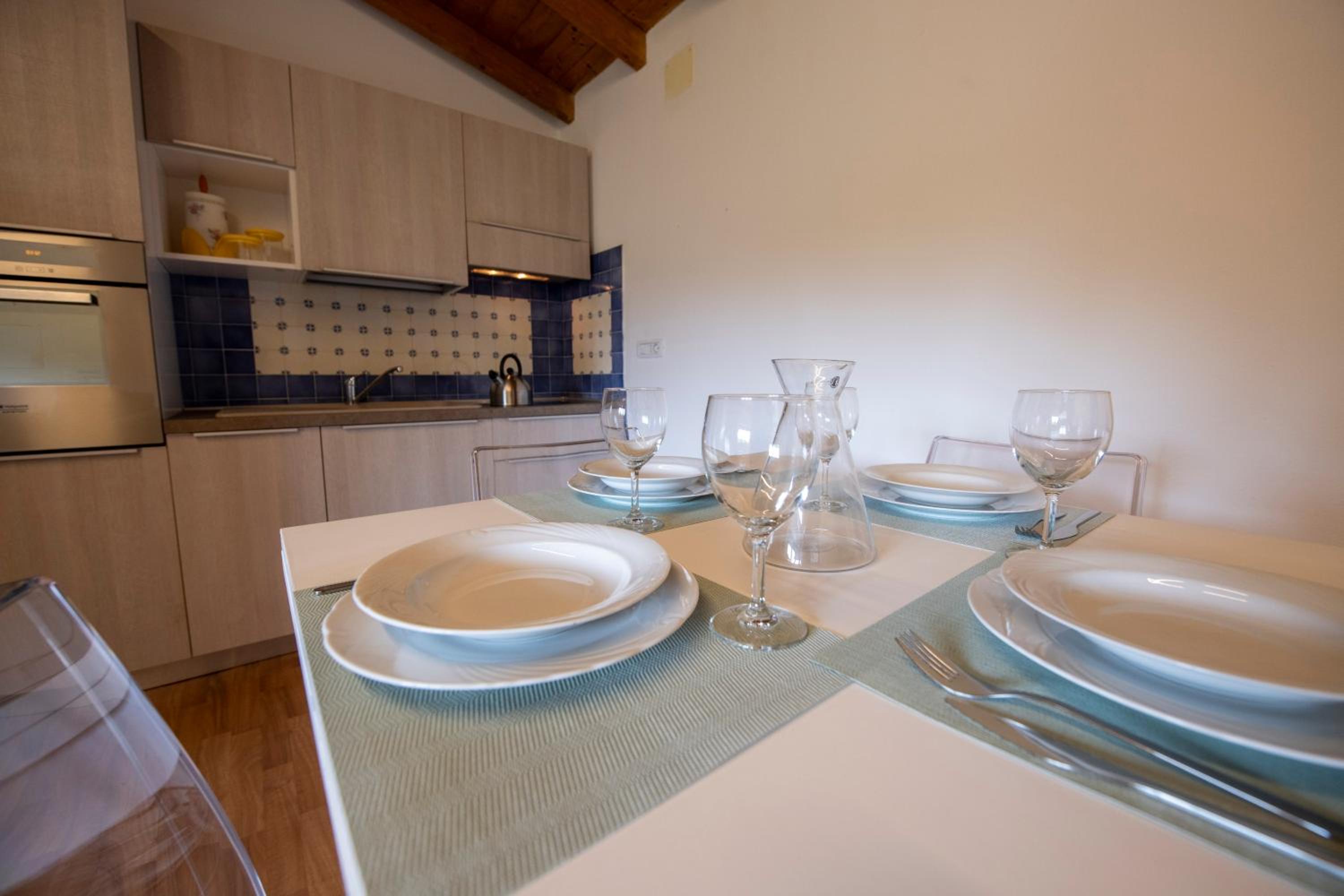 270 - Le Yucche Country House, nel verde di Casarza, 15 Minuti d'auto dal Mare