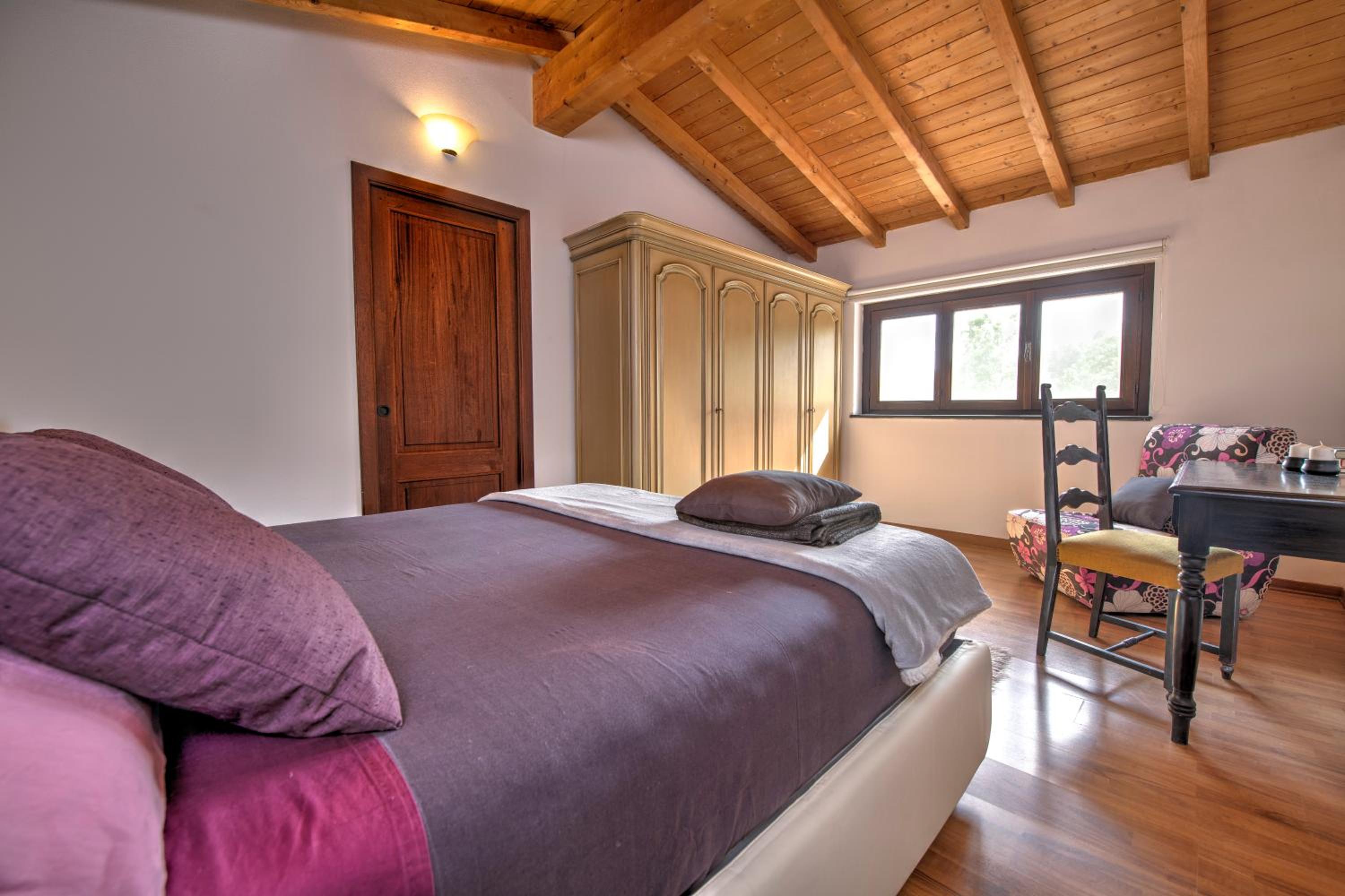 270 - Le Yucche Country House, nel verde di Casarza, 15 Minuti d'auto dal Mare