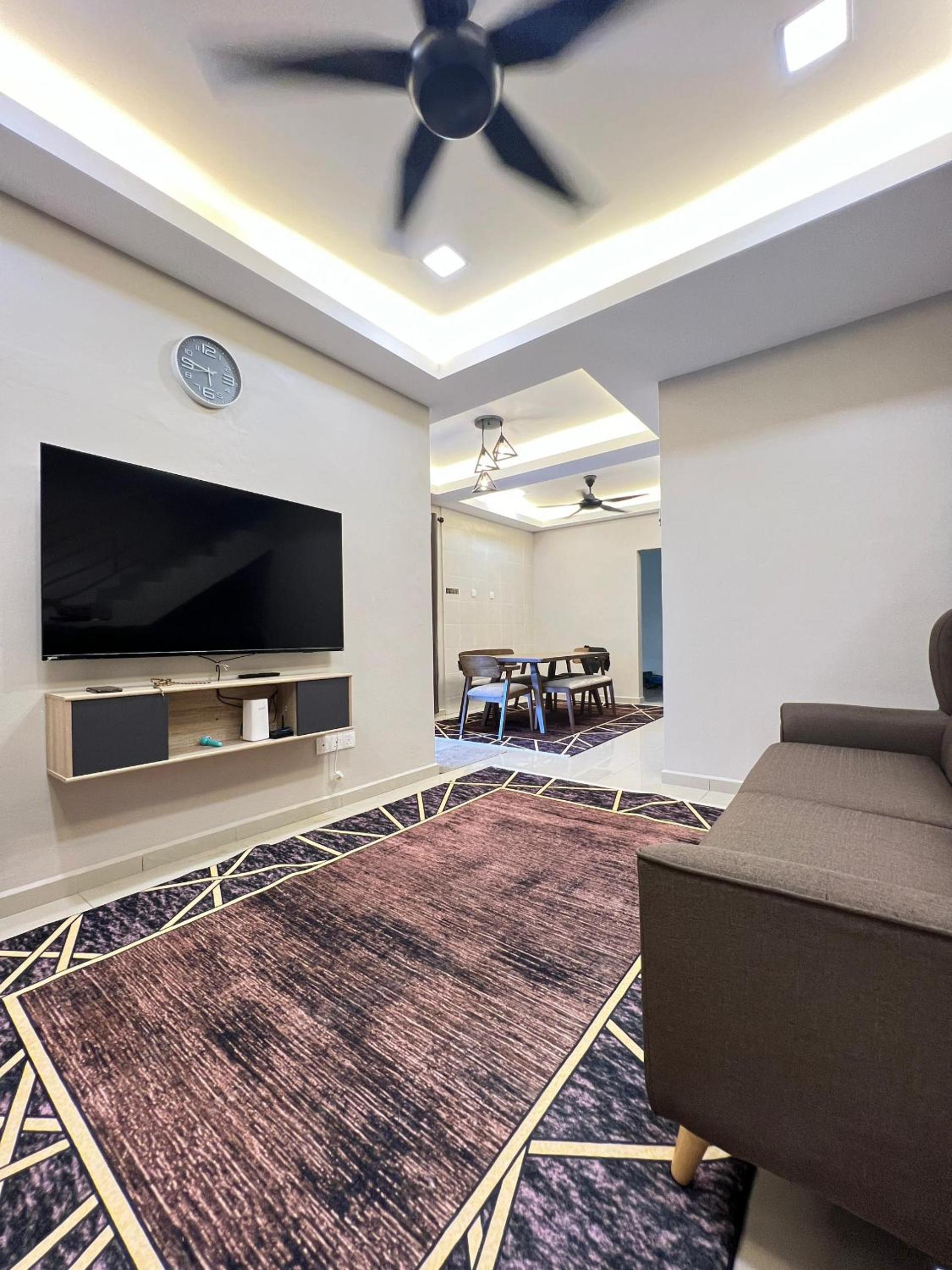 RR Homestay Yong Peng photo 1
