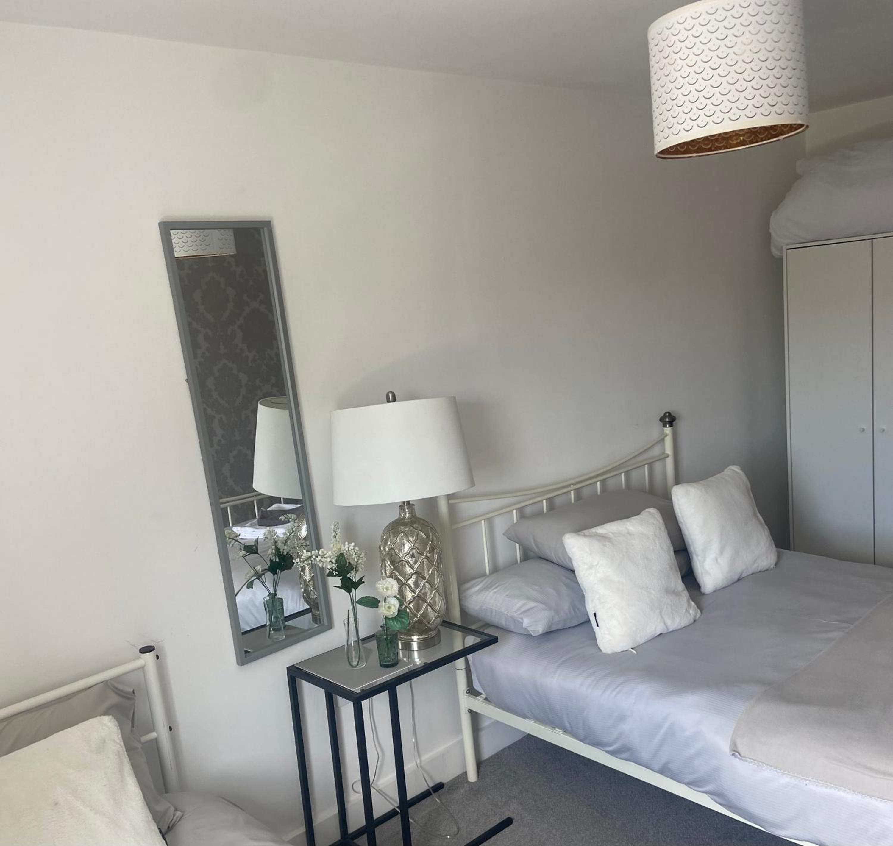 2 bedroom near ocean village Marina port apartment view 5