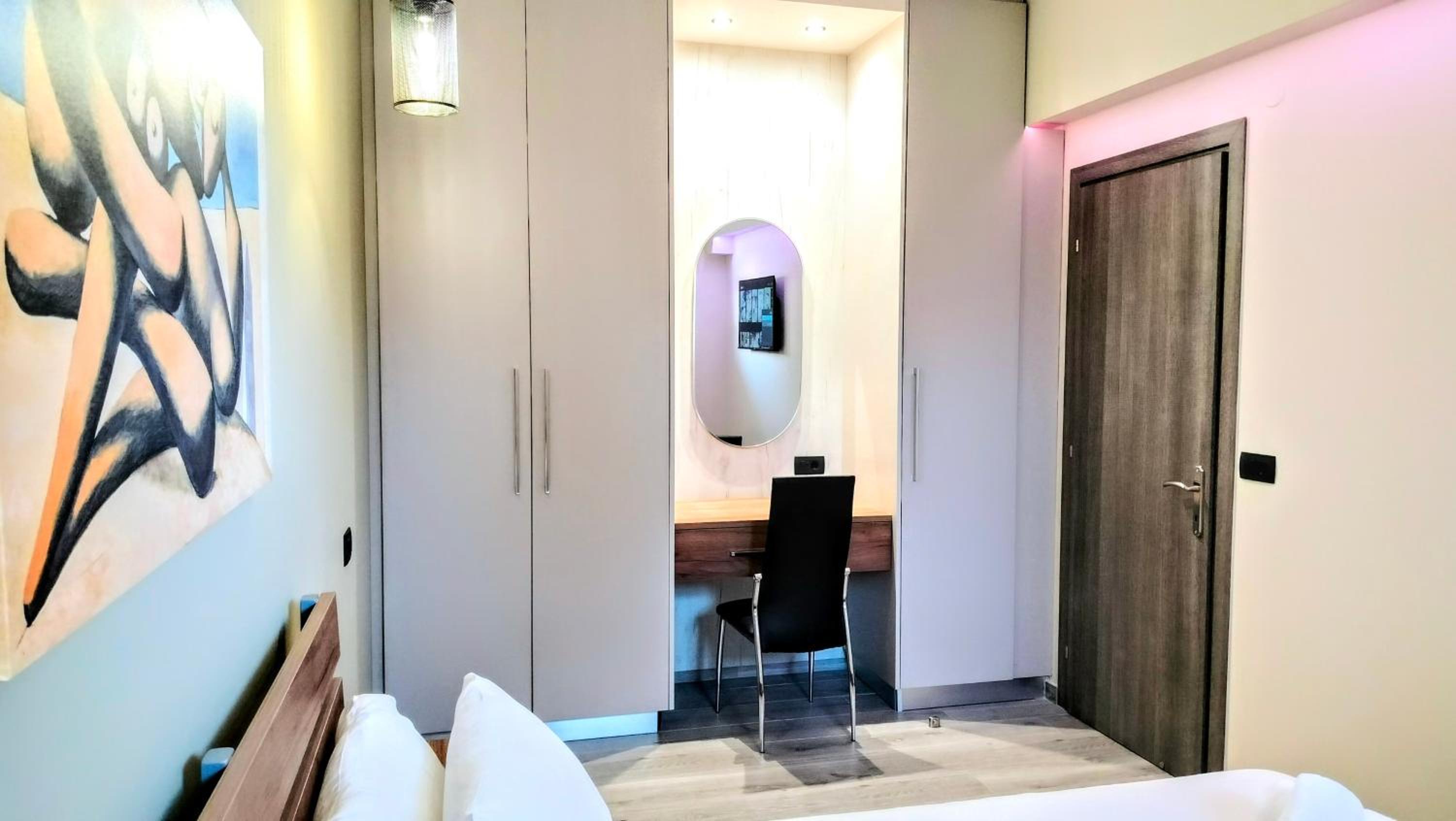 hotel room