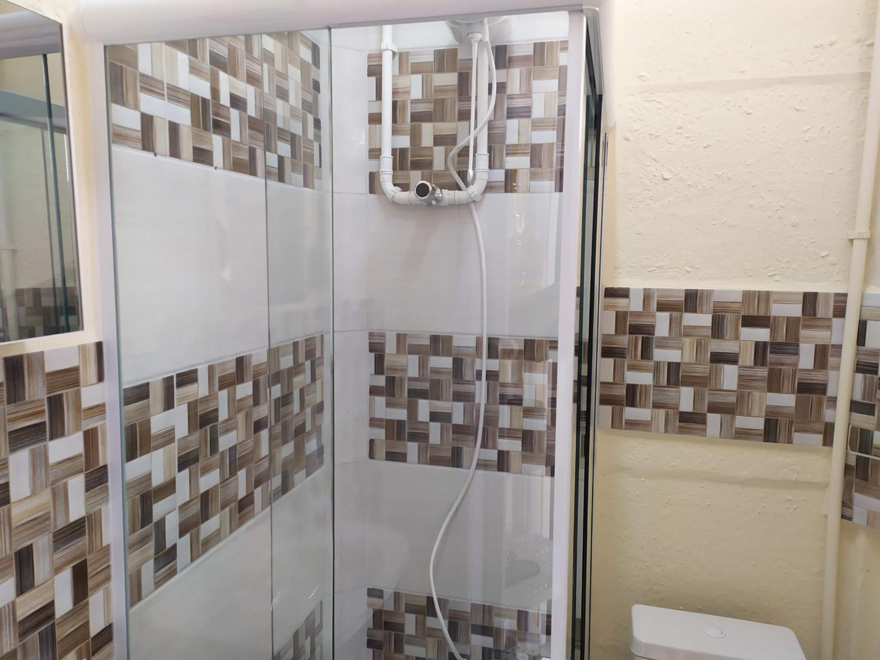 Pousada-Flat-Kitnet Mobiliada c Sala e 40m2 de conforto