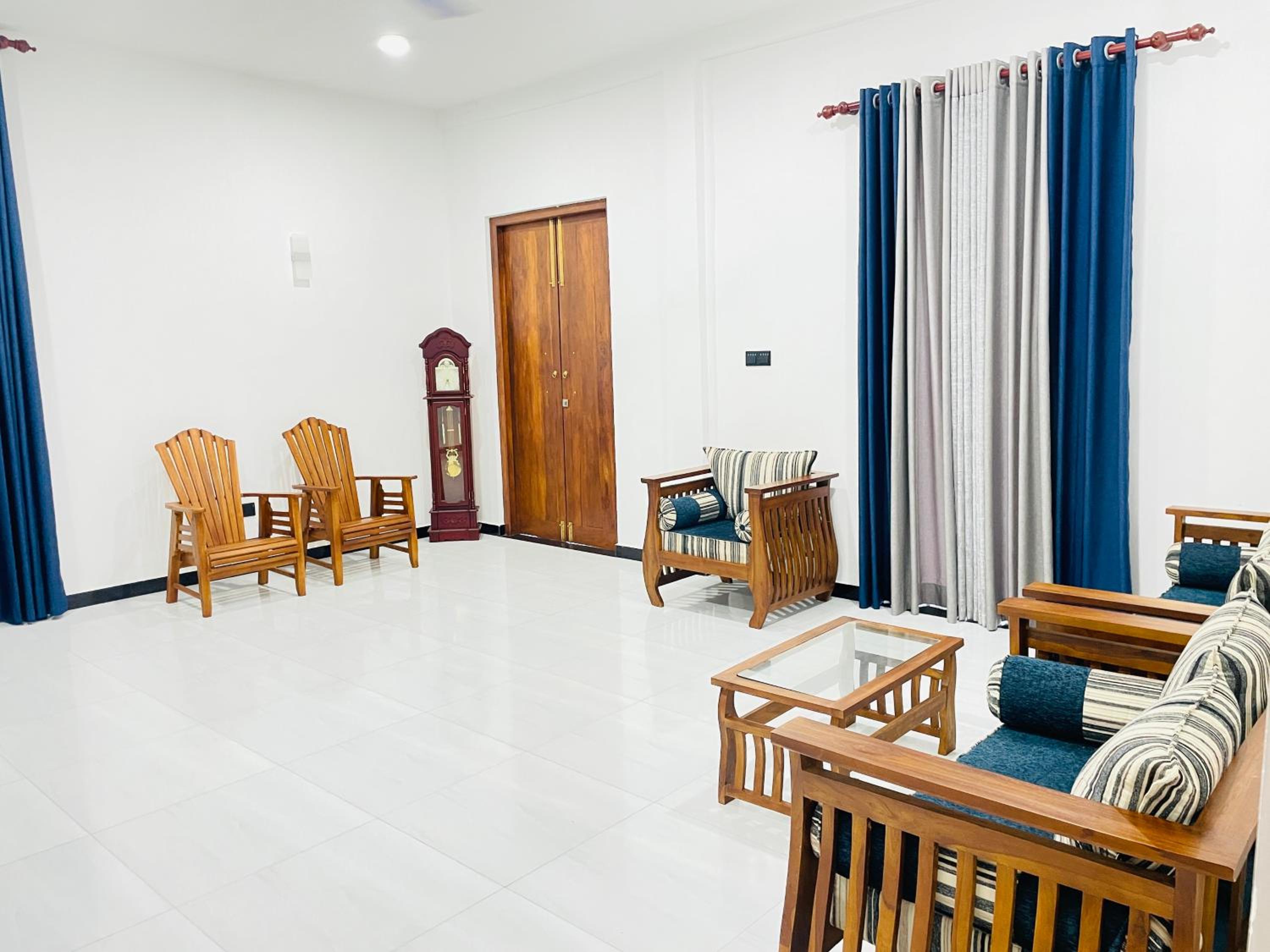 Dinuradi Villa