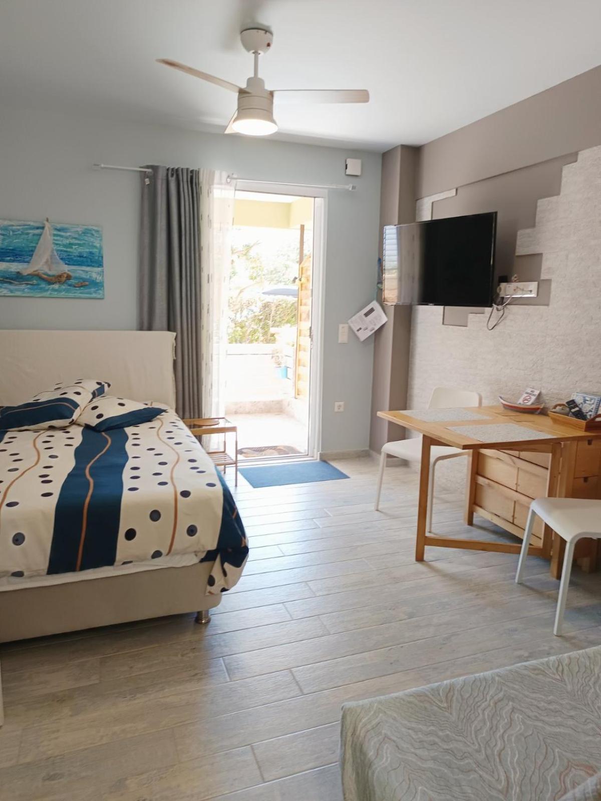 Homeyfeel Stay Sea 2 - Island mood studio view 3