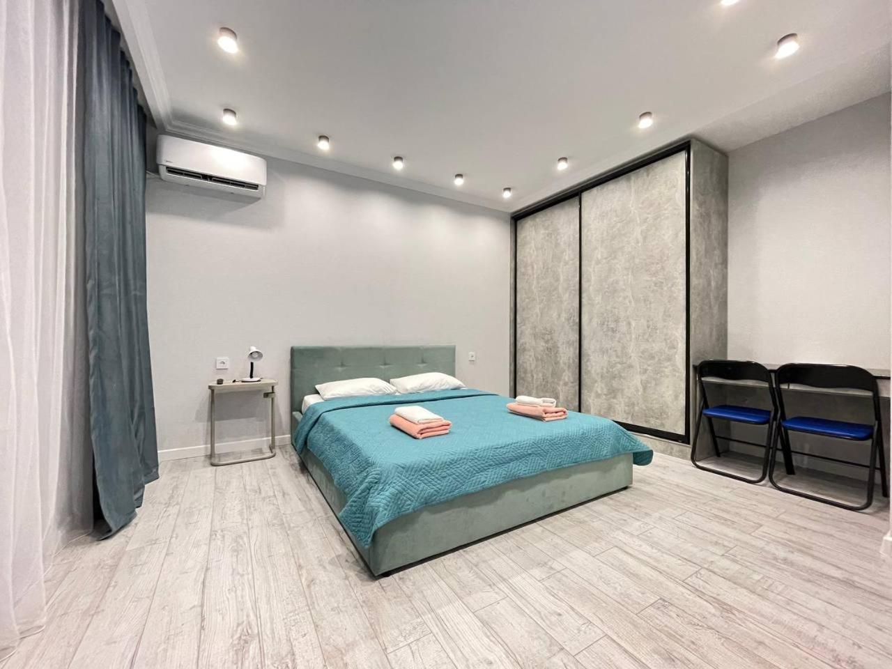 Apartments Rent Greenline Freedom view 3