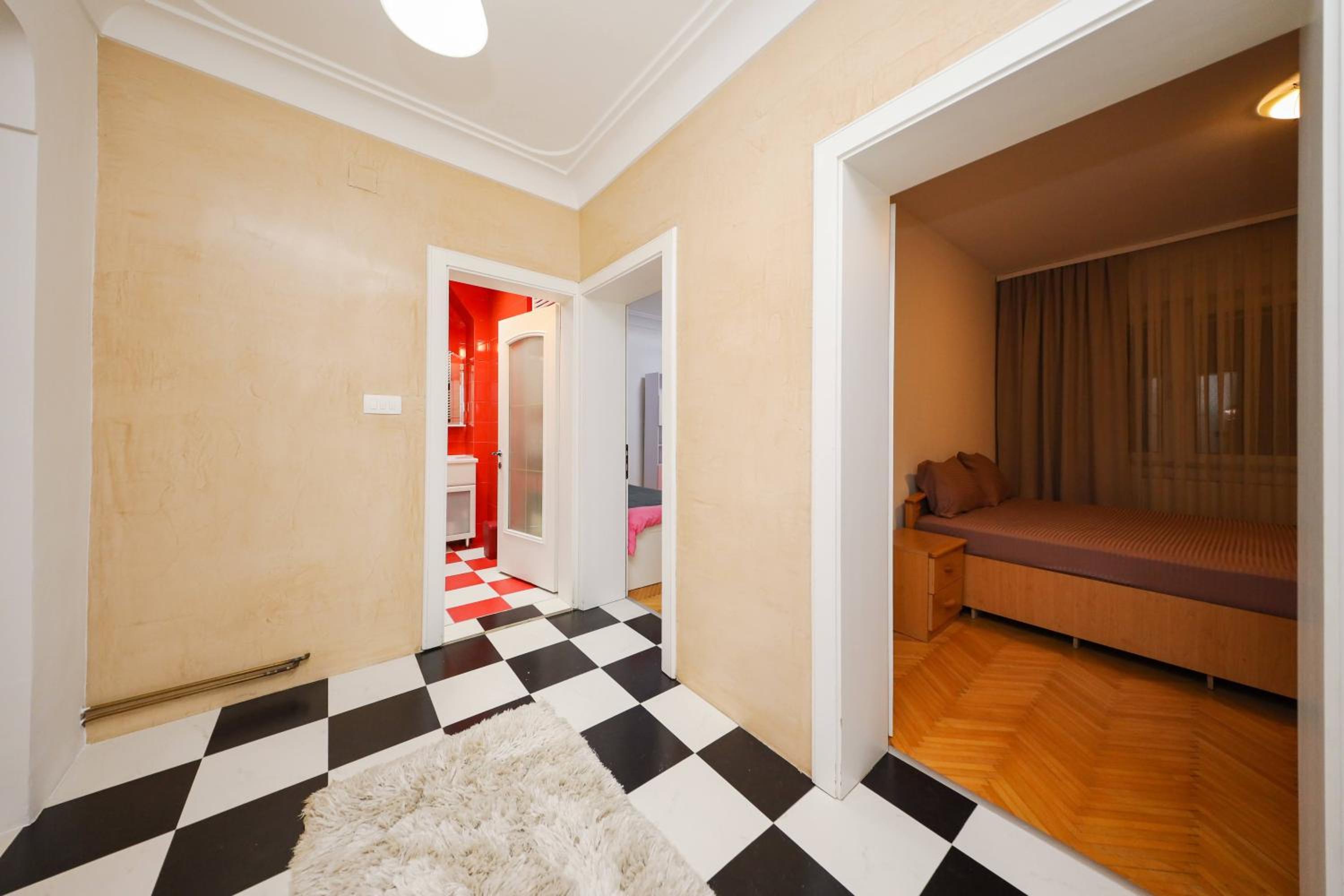 Apartament Erisa
