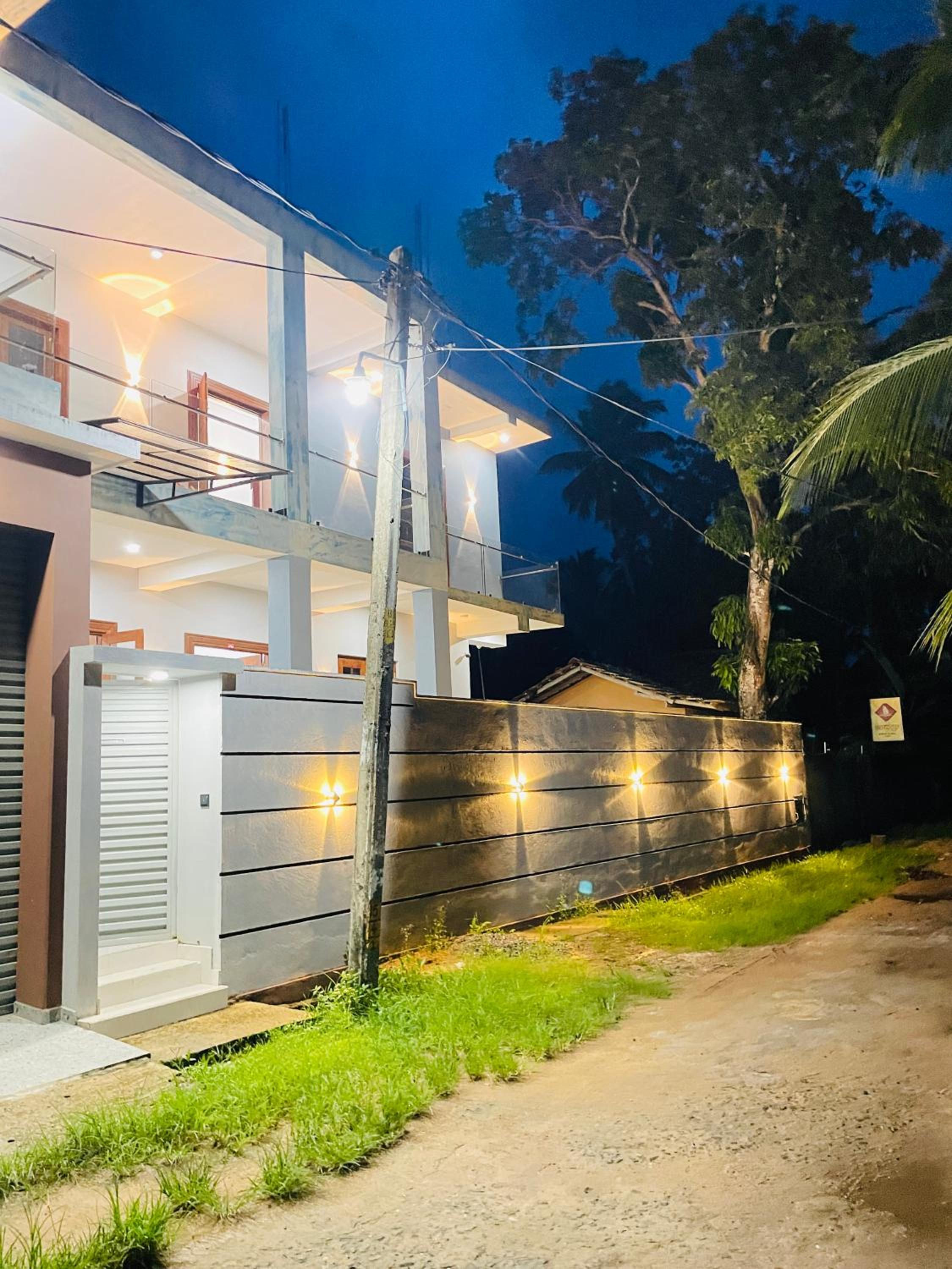 Dinuradi Villa