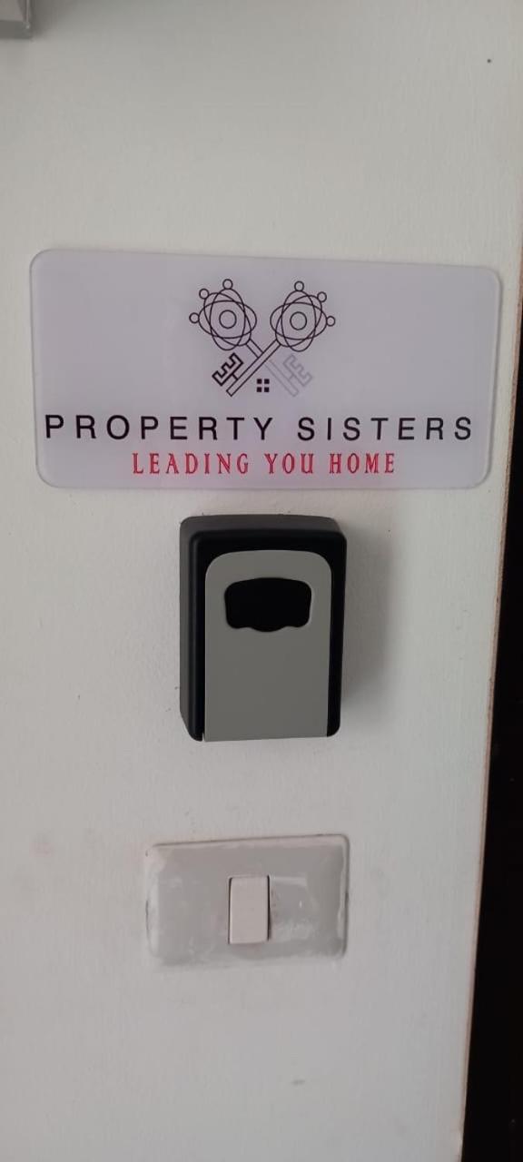 Property Sisters, Elite apartment, B11