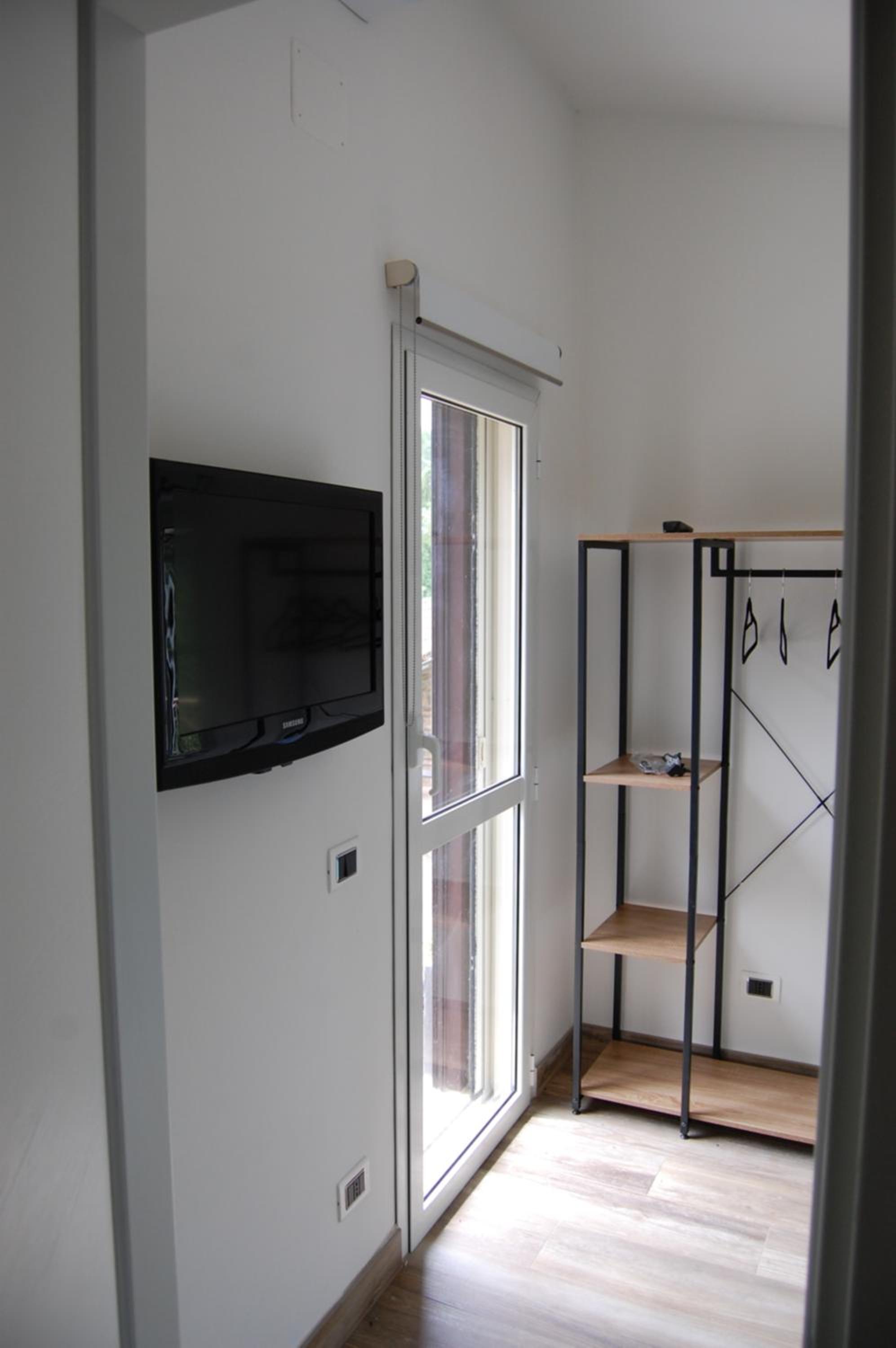 Photo 37