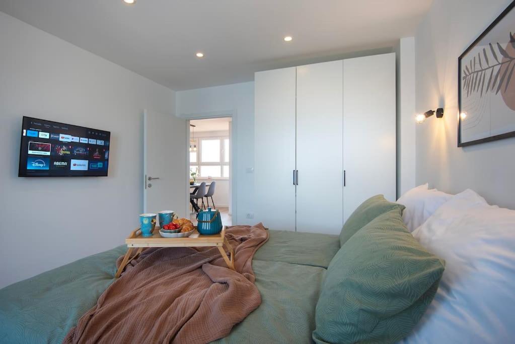 Harbor View Apartment