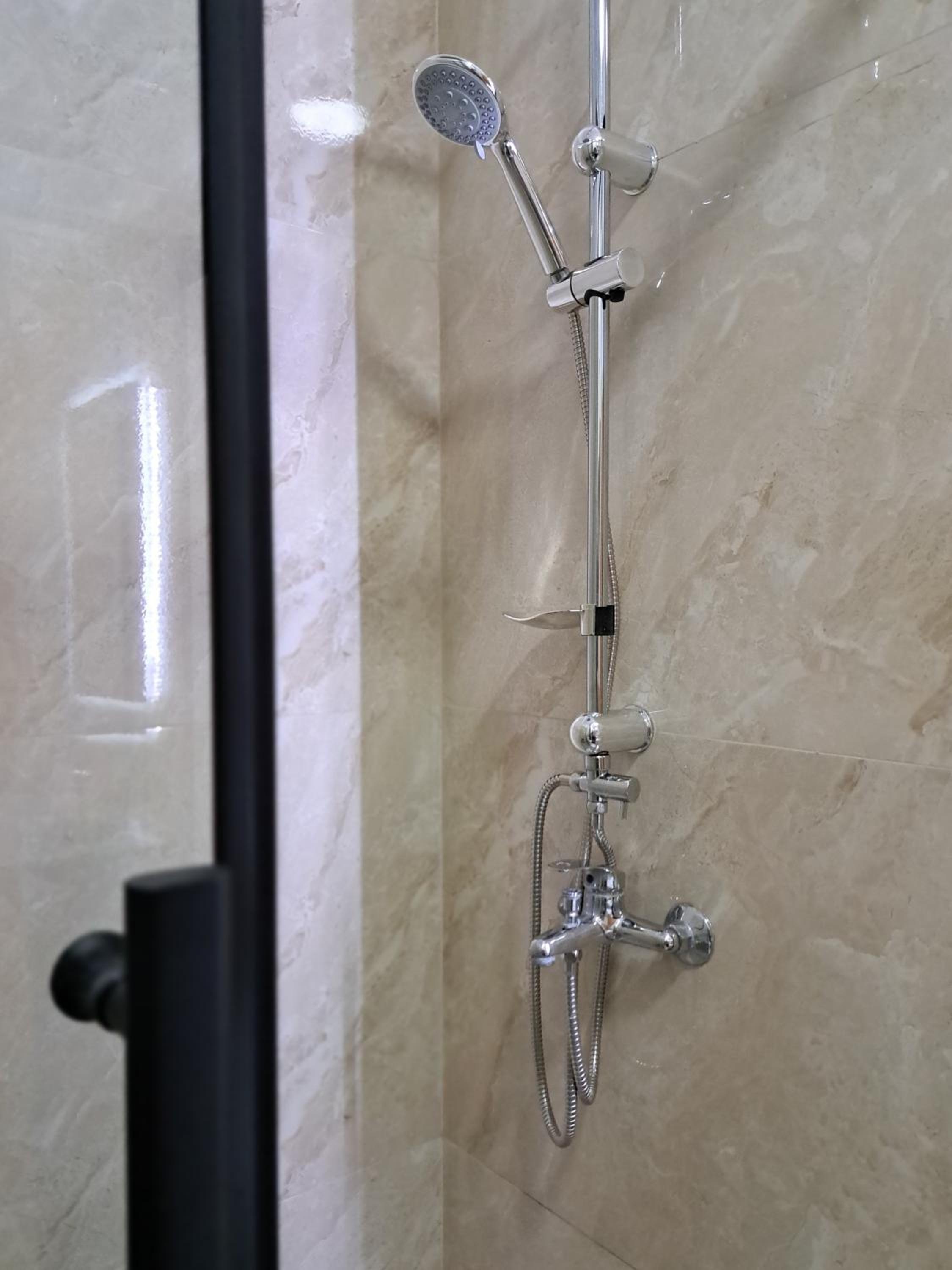 Bazaar Central Loft ( Pazari Ri , 2 bedroom Apt )