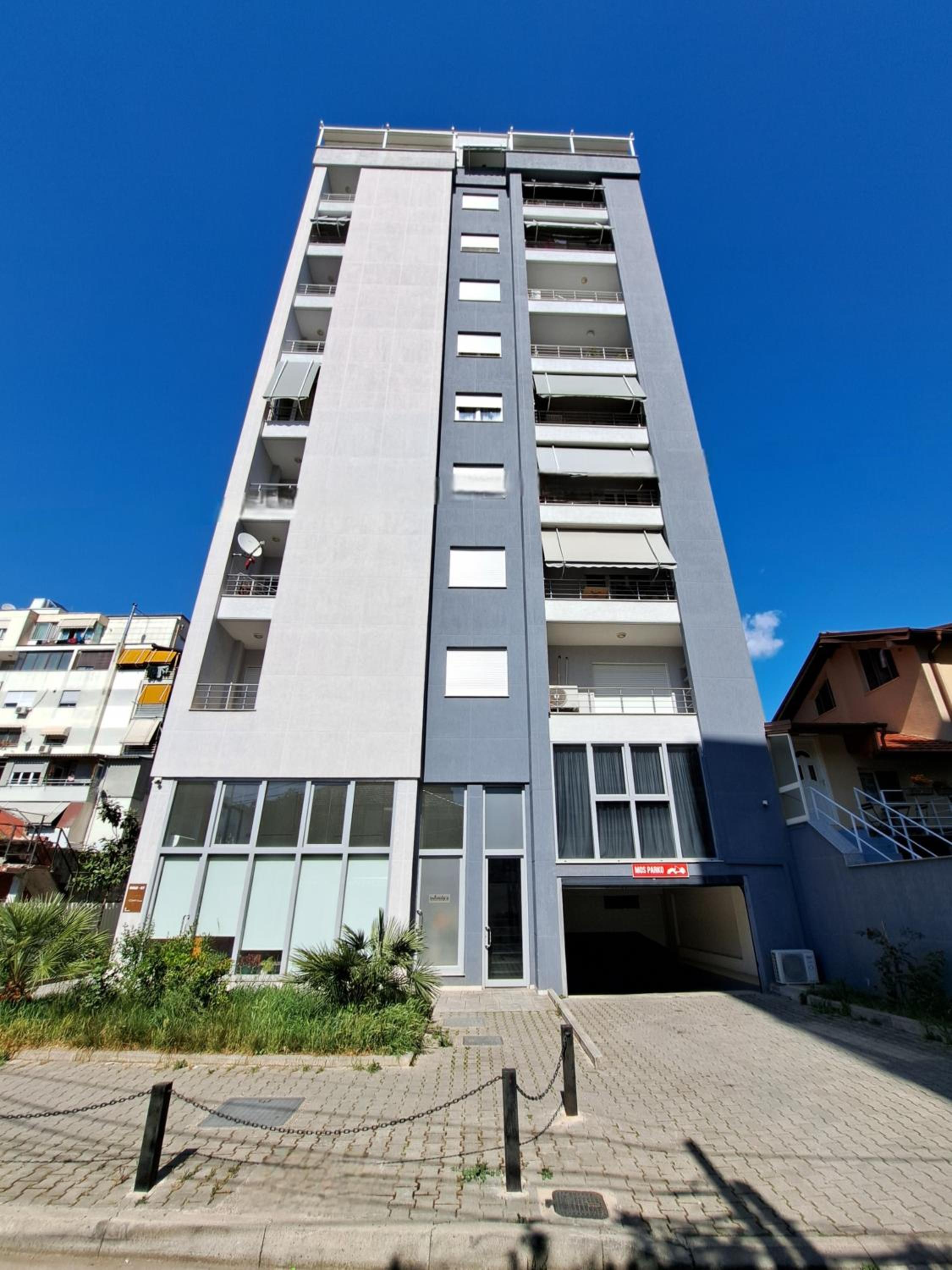 Pazari Luxury Central Apartment