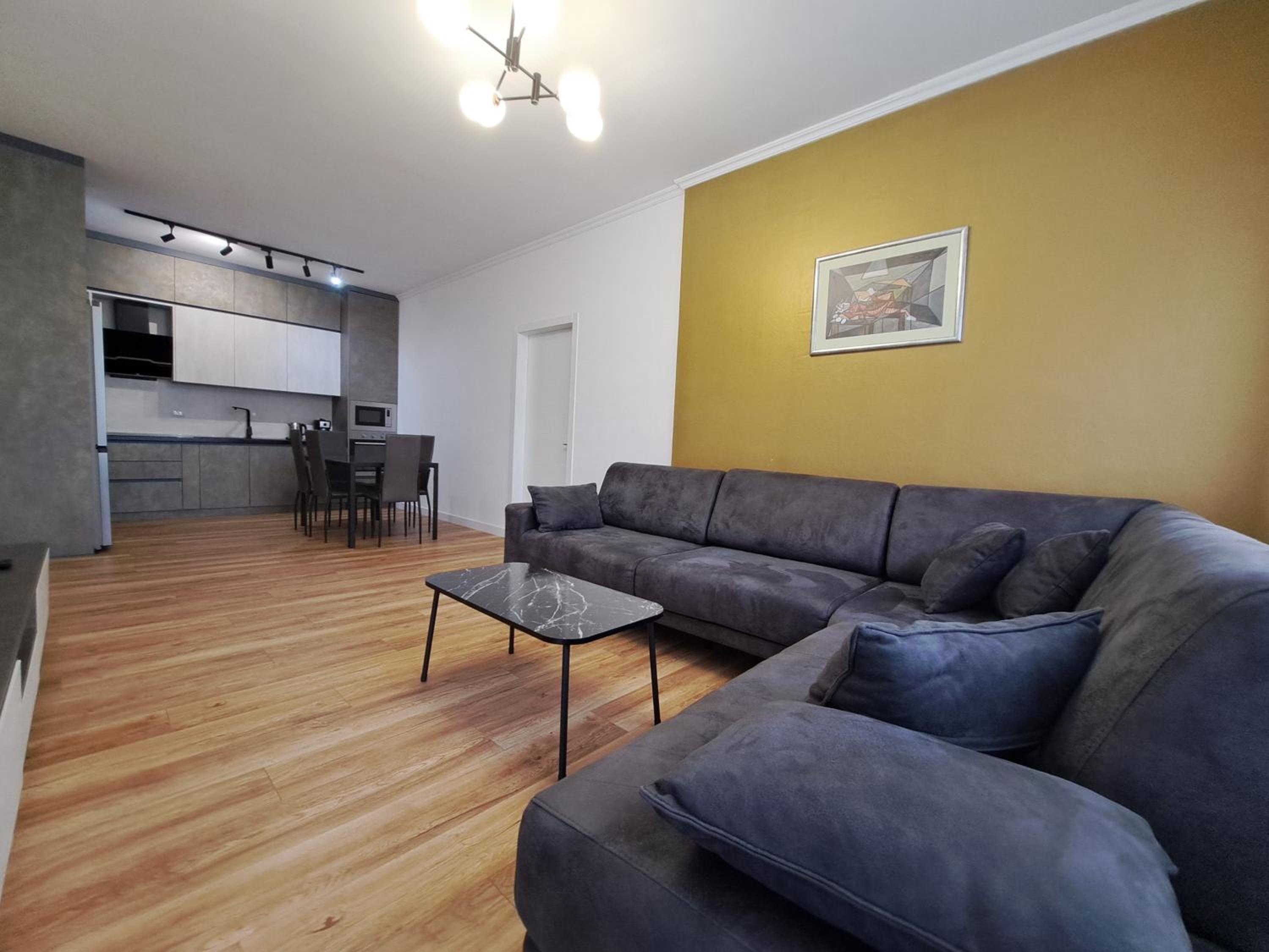 Pazari Luxury Central Apartment