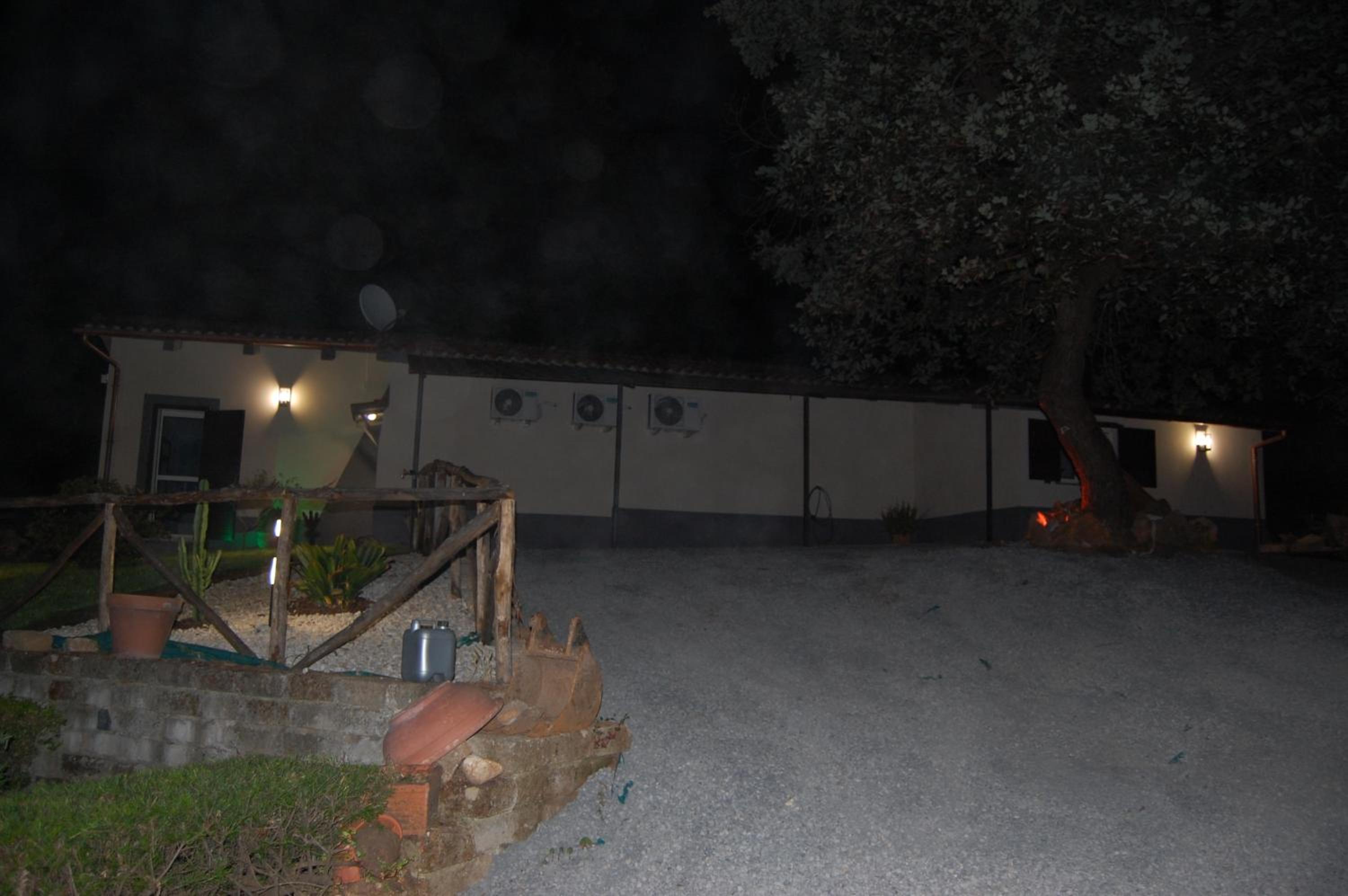 Photo 48