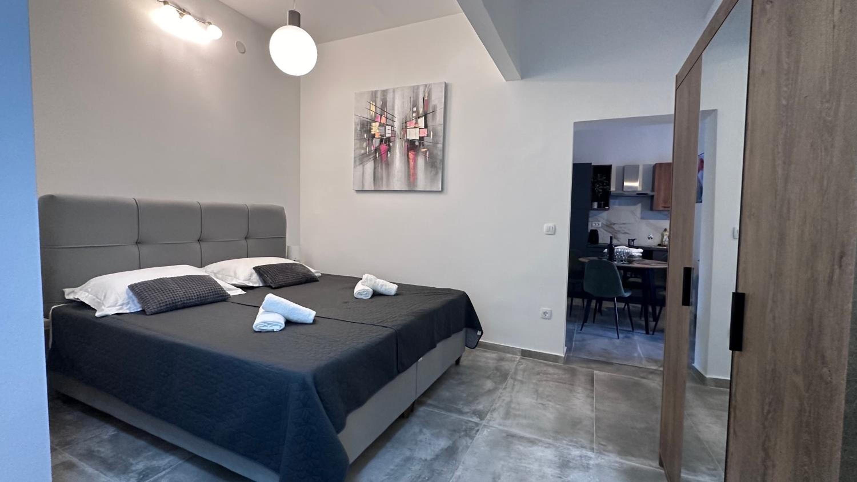 Apartment Lora