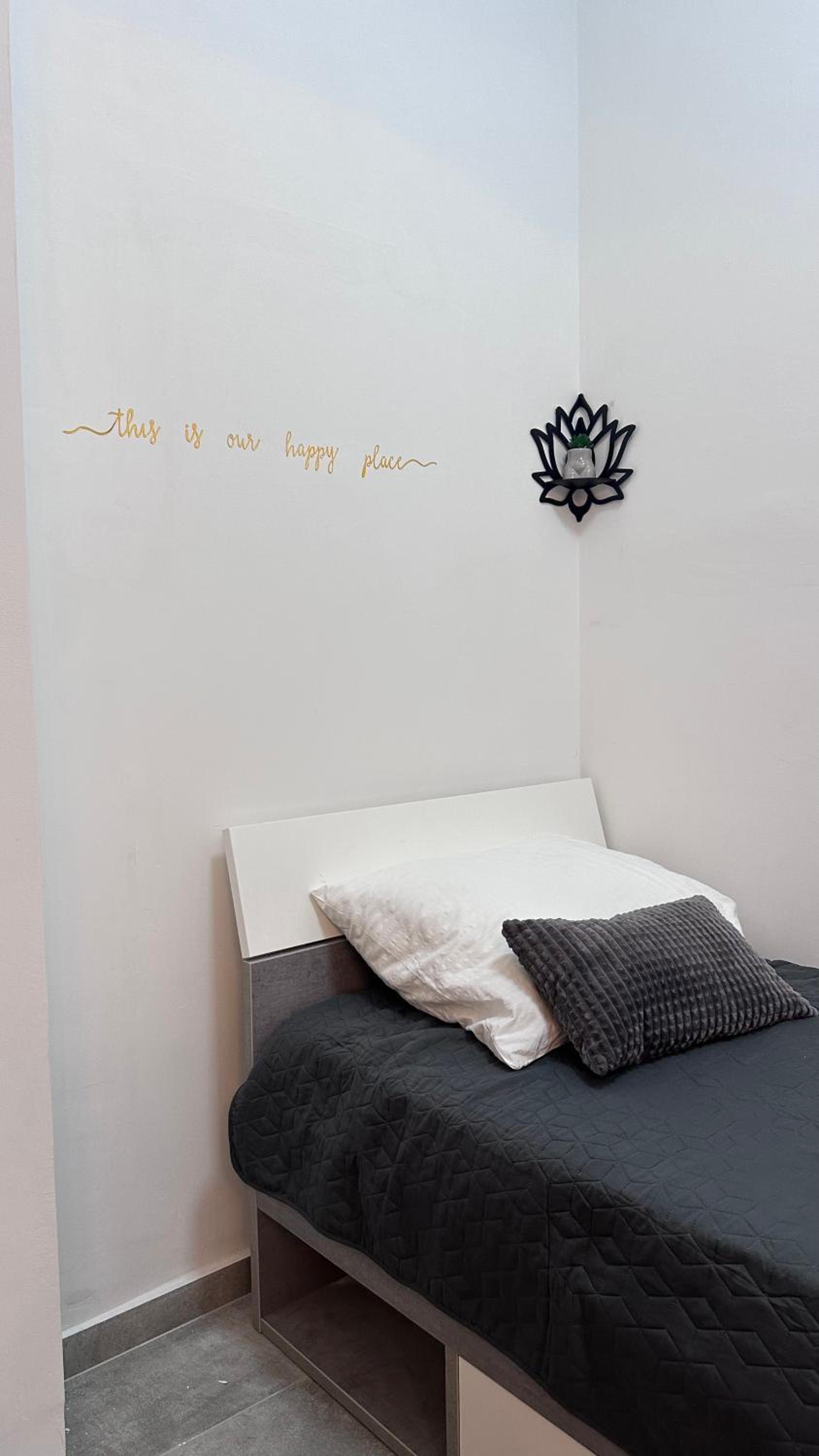 Apartment Lora