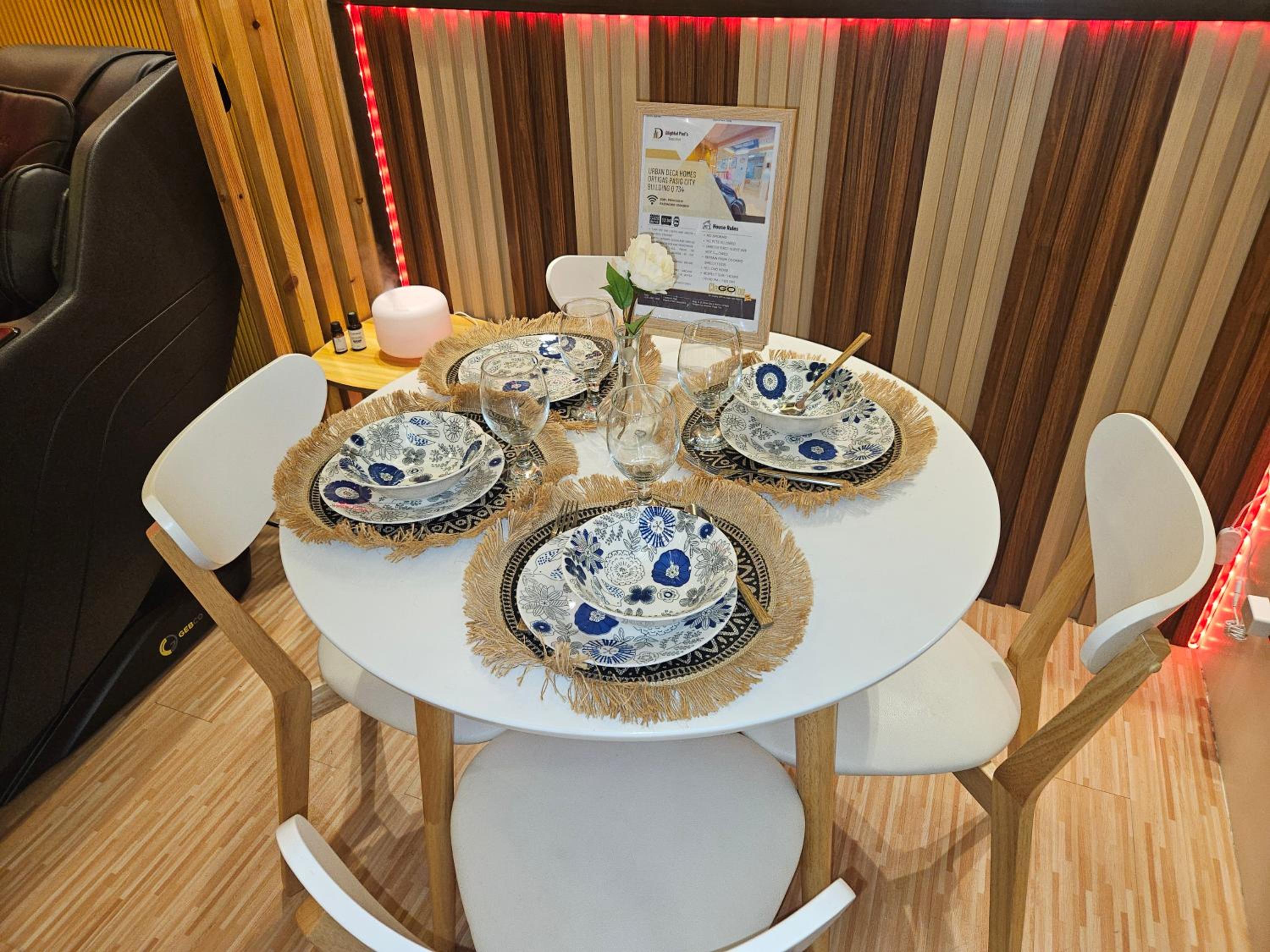 dining