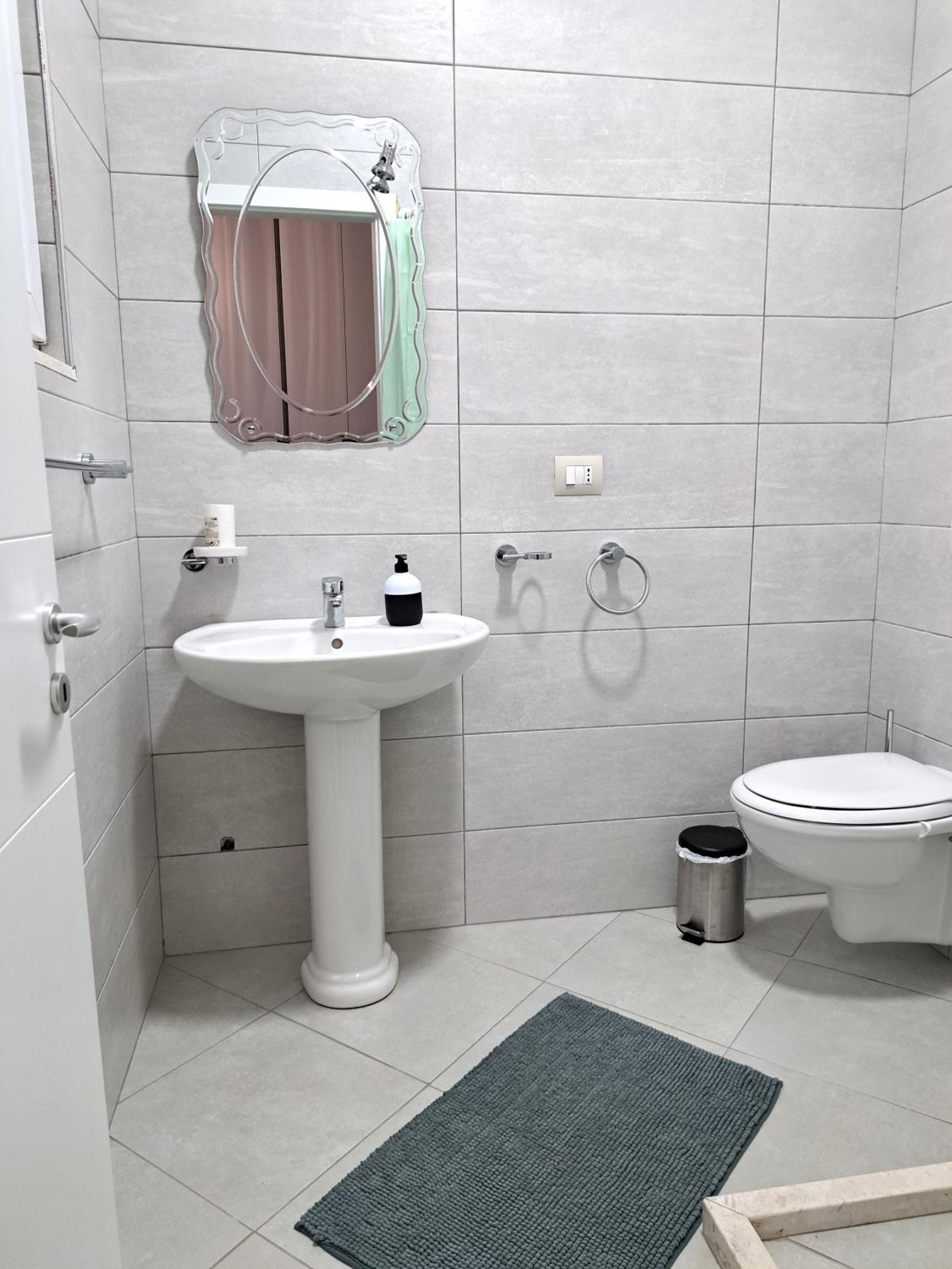 Pazari Luxury Central Apartment