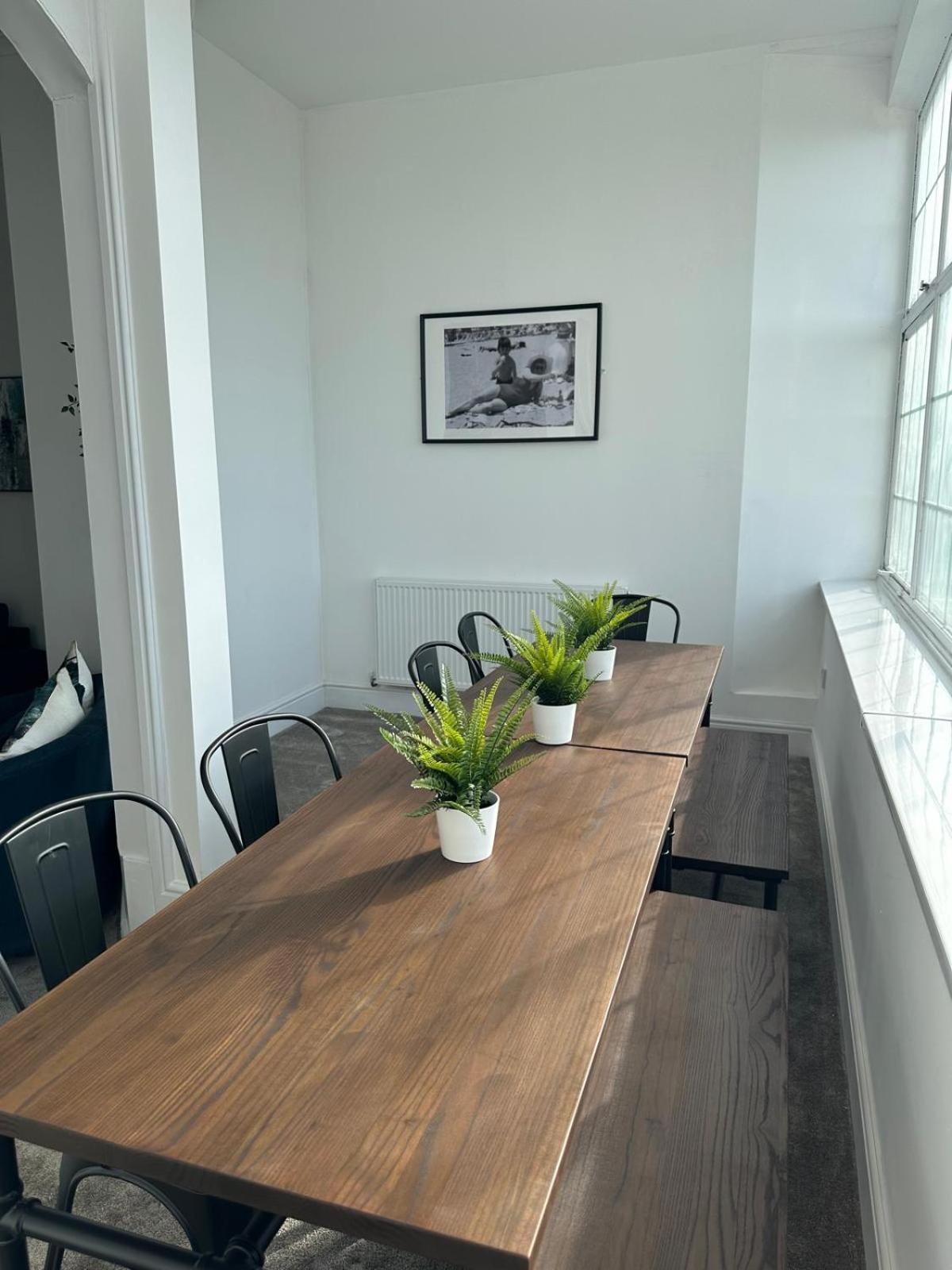 New Sandpiper Apartments