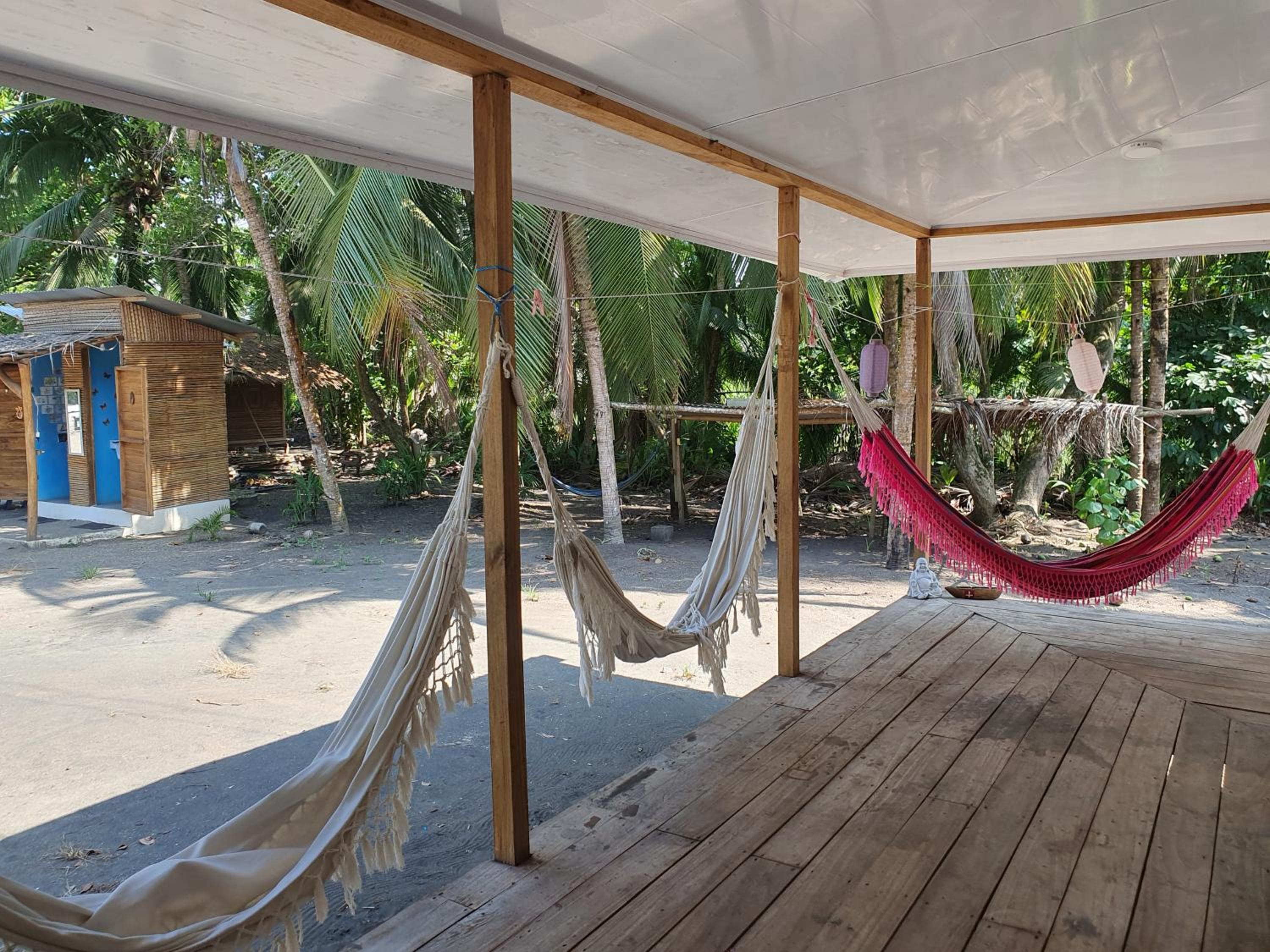Camping Babsita-TIPI und Hütten und Stellplätze für Zelt und Camper direkt am Meer und See