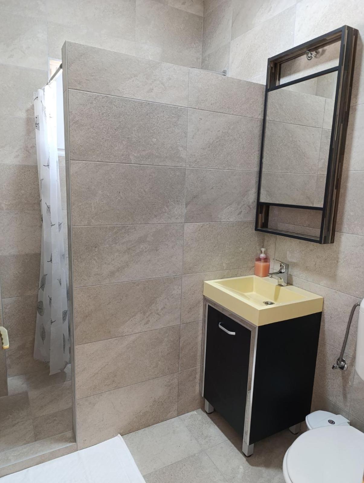 Apartmani Helena