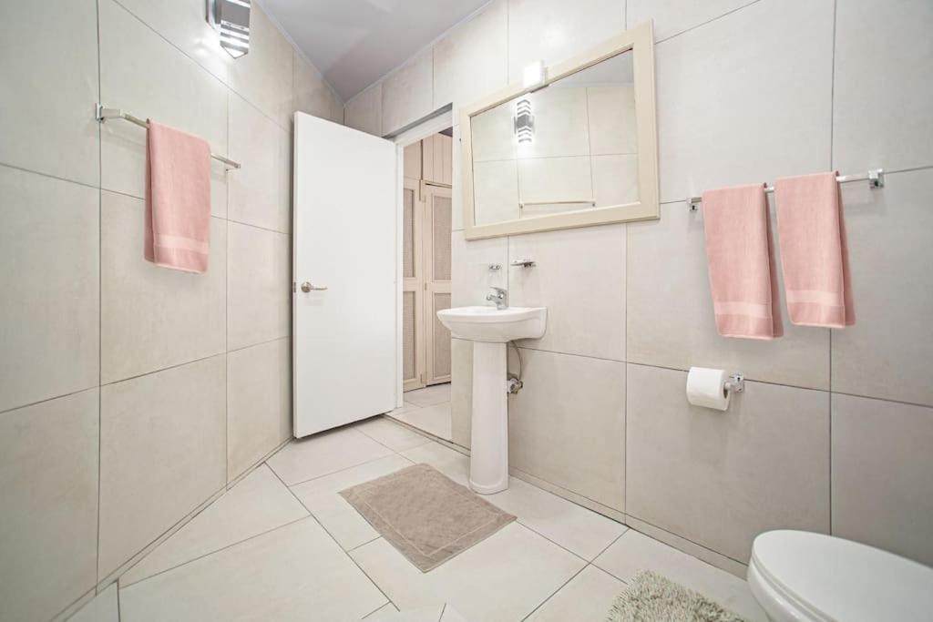 Apartment Center of Sosua ,Remote Worker place Fast Wifi