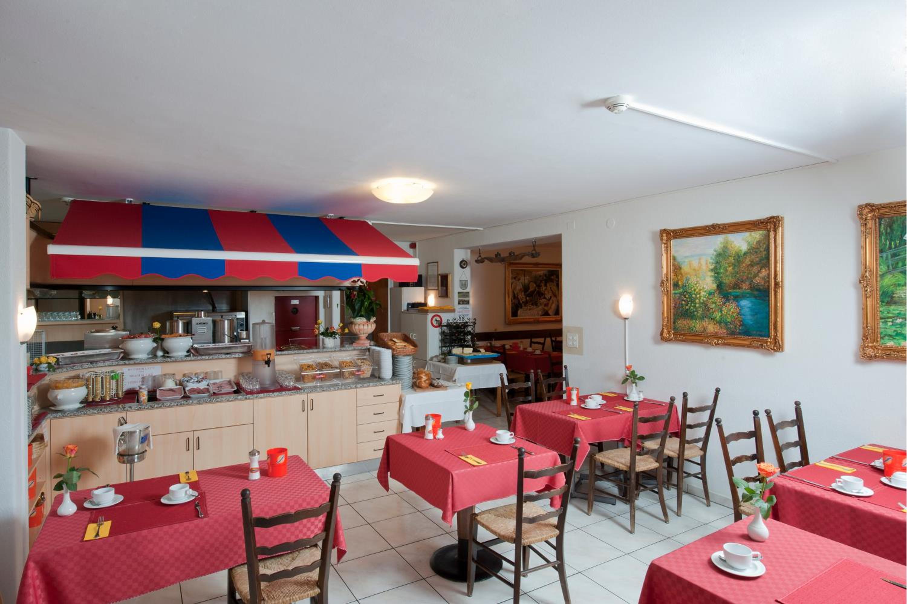 restaurant