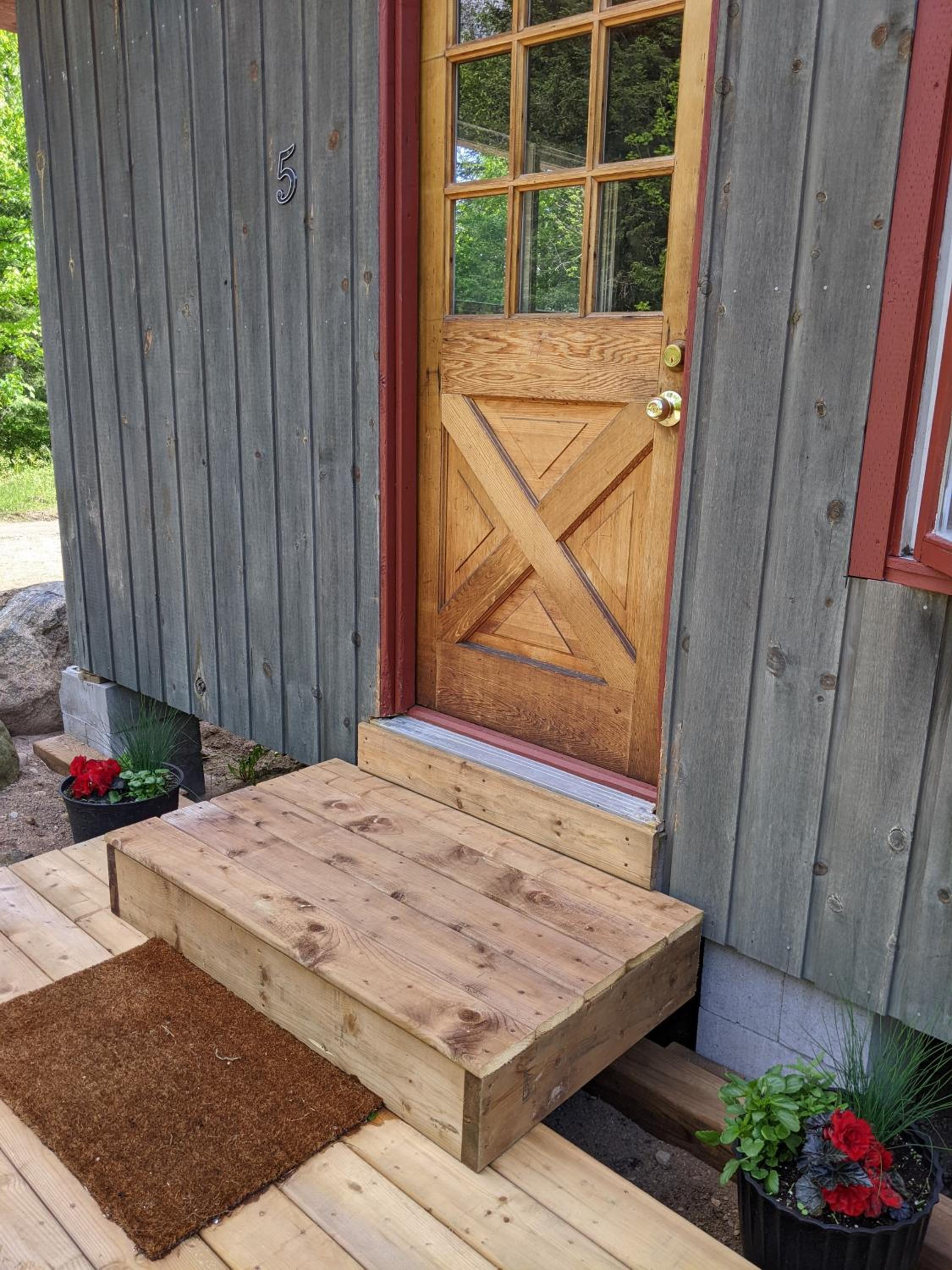 Meadowlark Cabin #5