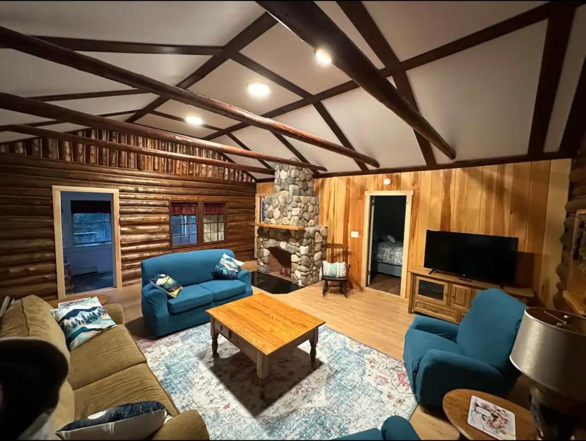 Cozy Log Home across from Phillips Lake-Four Season Fun view 2