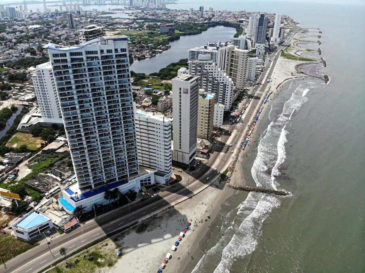 Apartamento moderno, frente la playa a 4 min del Centro Histórico