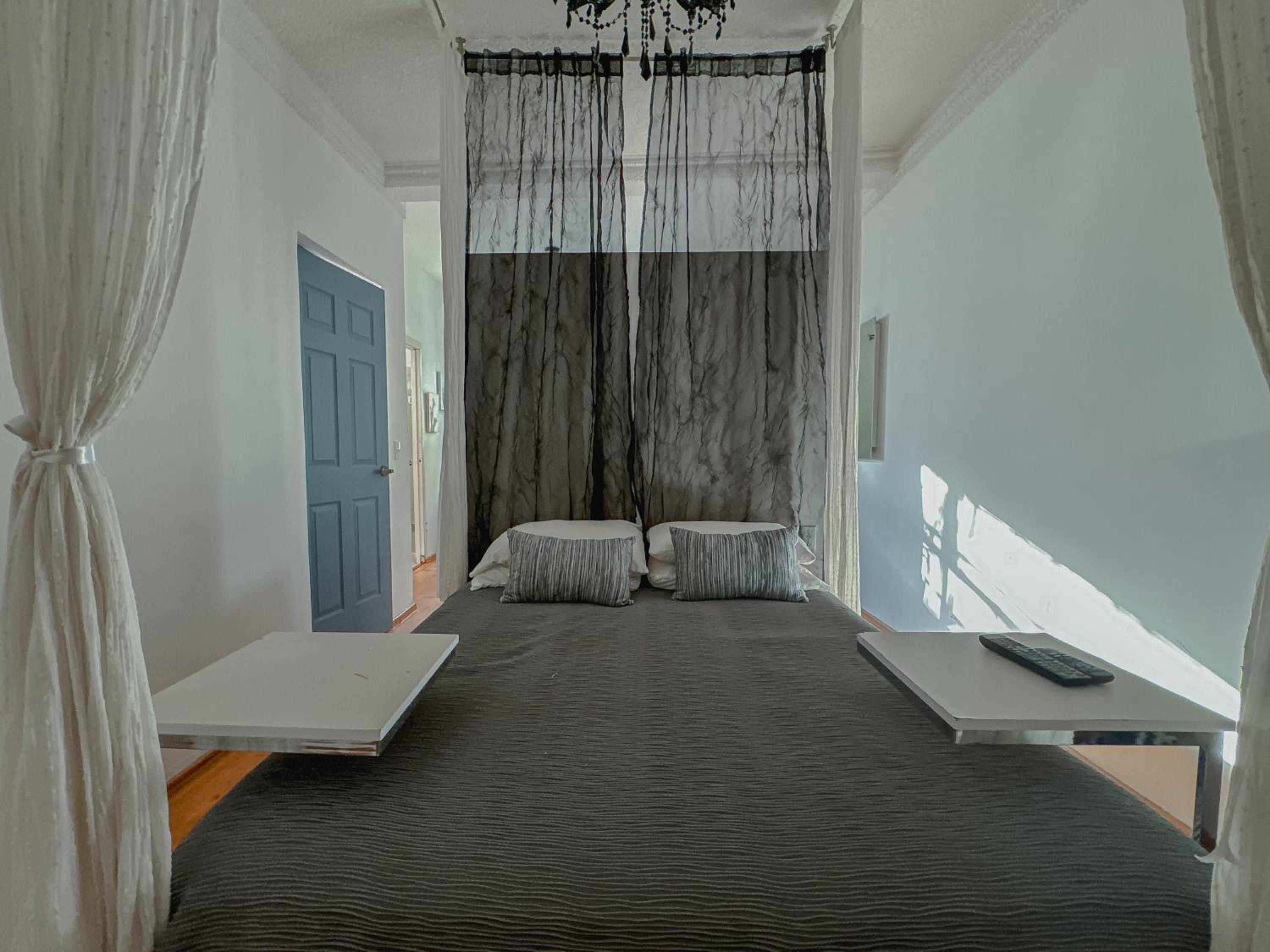 Distrito Condesa Rooms and Studios